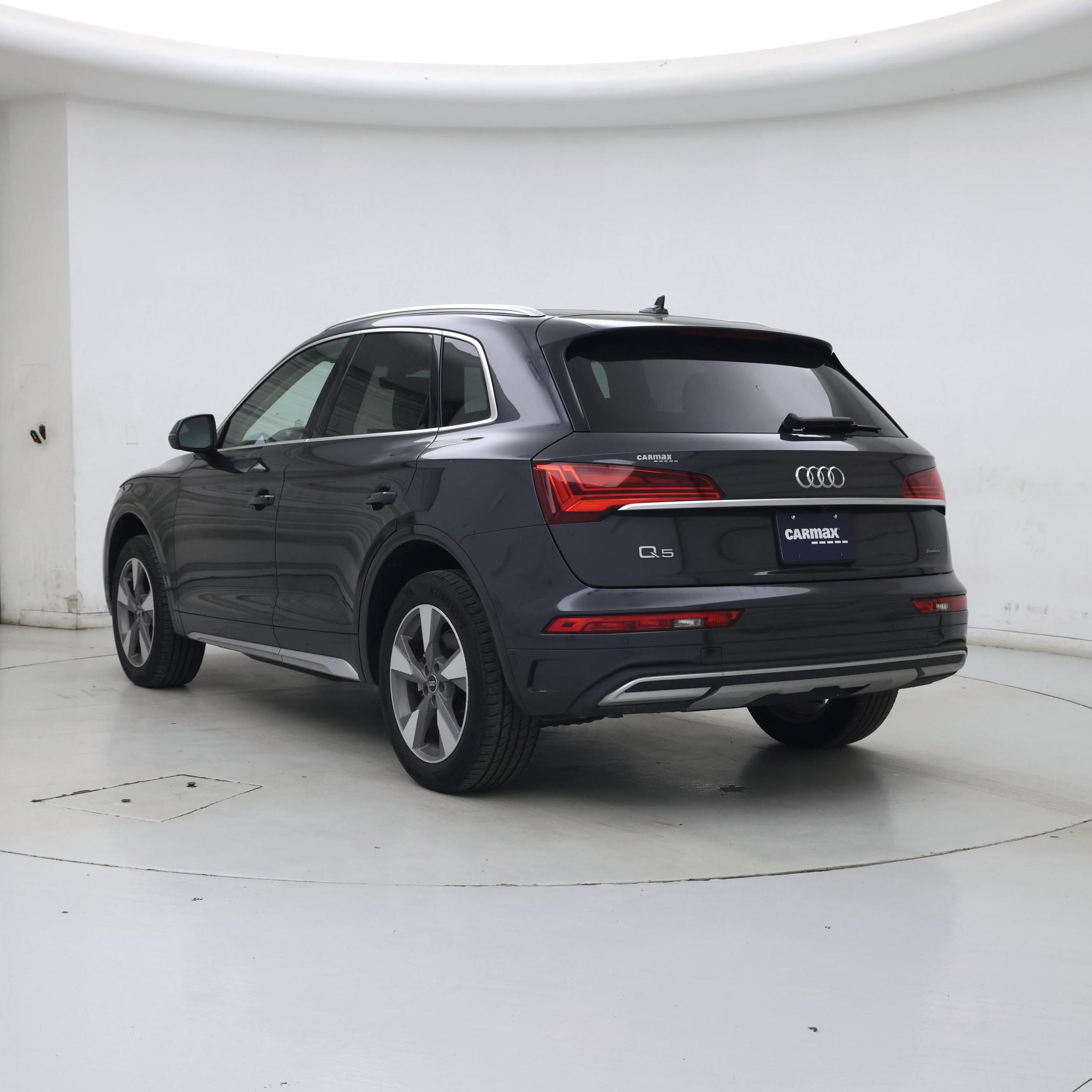 Thumbnail: 2023 Audi Q5 - 2