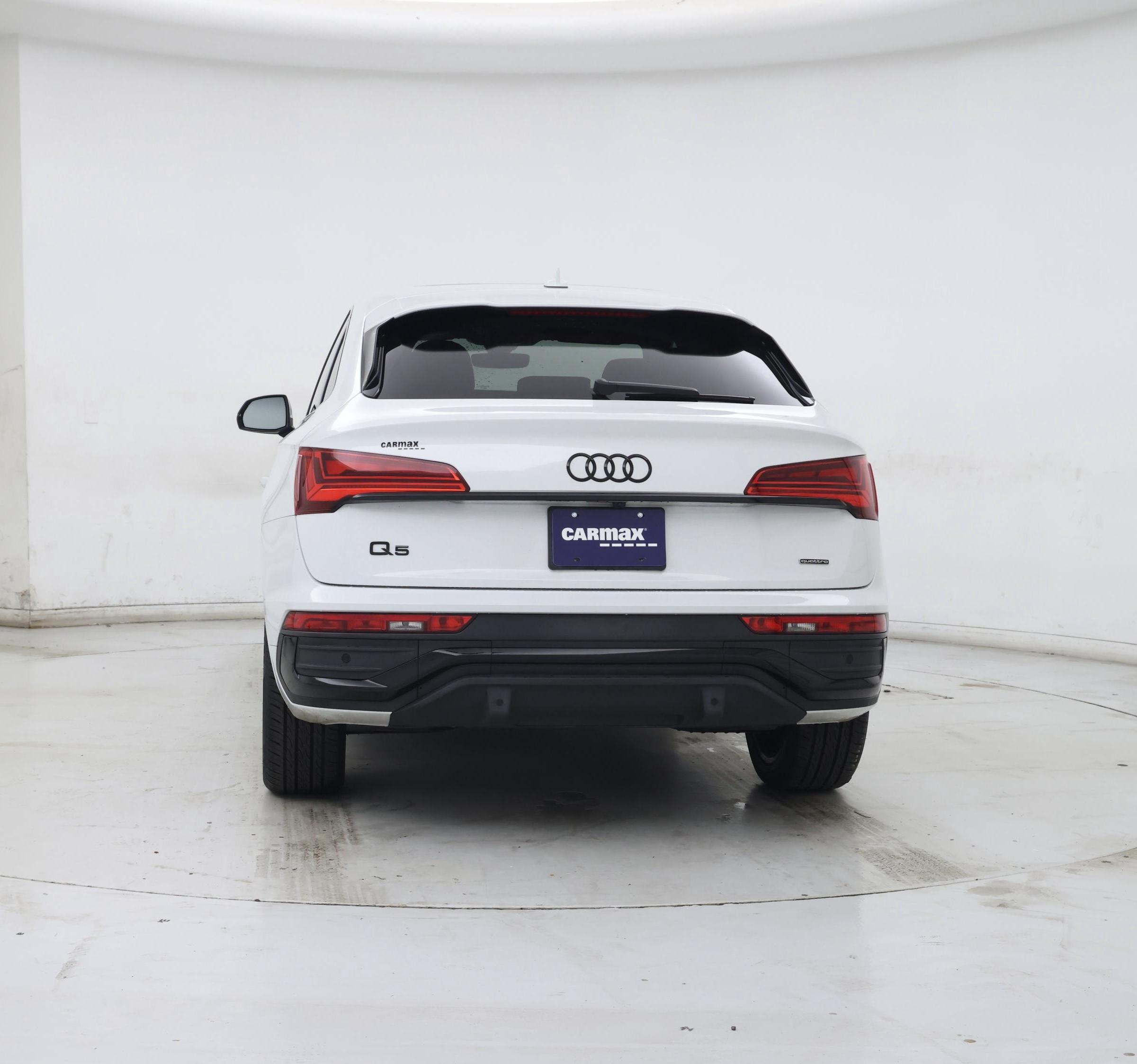 Thumbnail: 2023 Audi Q5 - 6