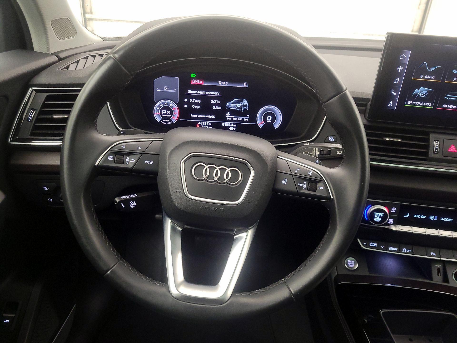 Thumbnail: 2022 Audi Q5 - 10