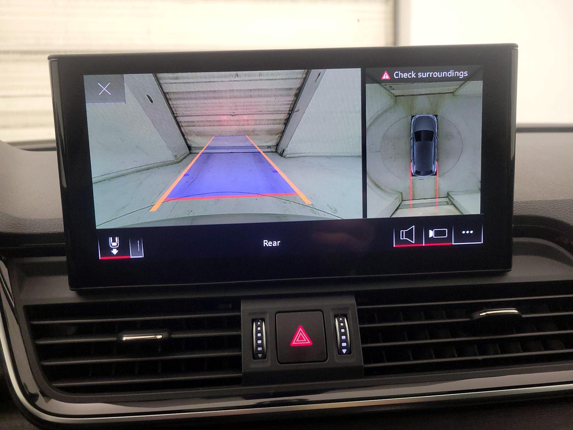 Thumbnail: 2022 Audi Q5 - 14