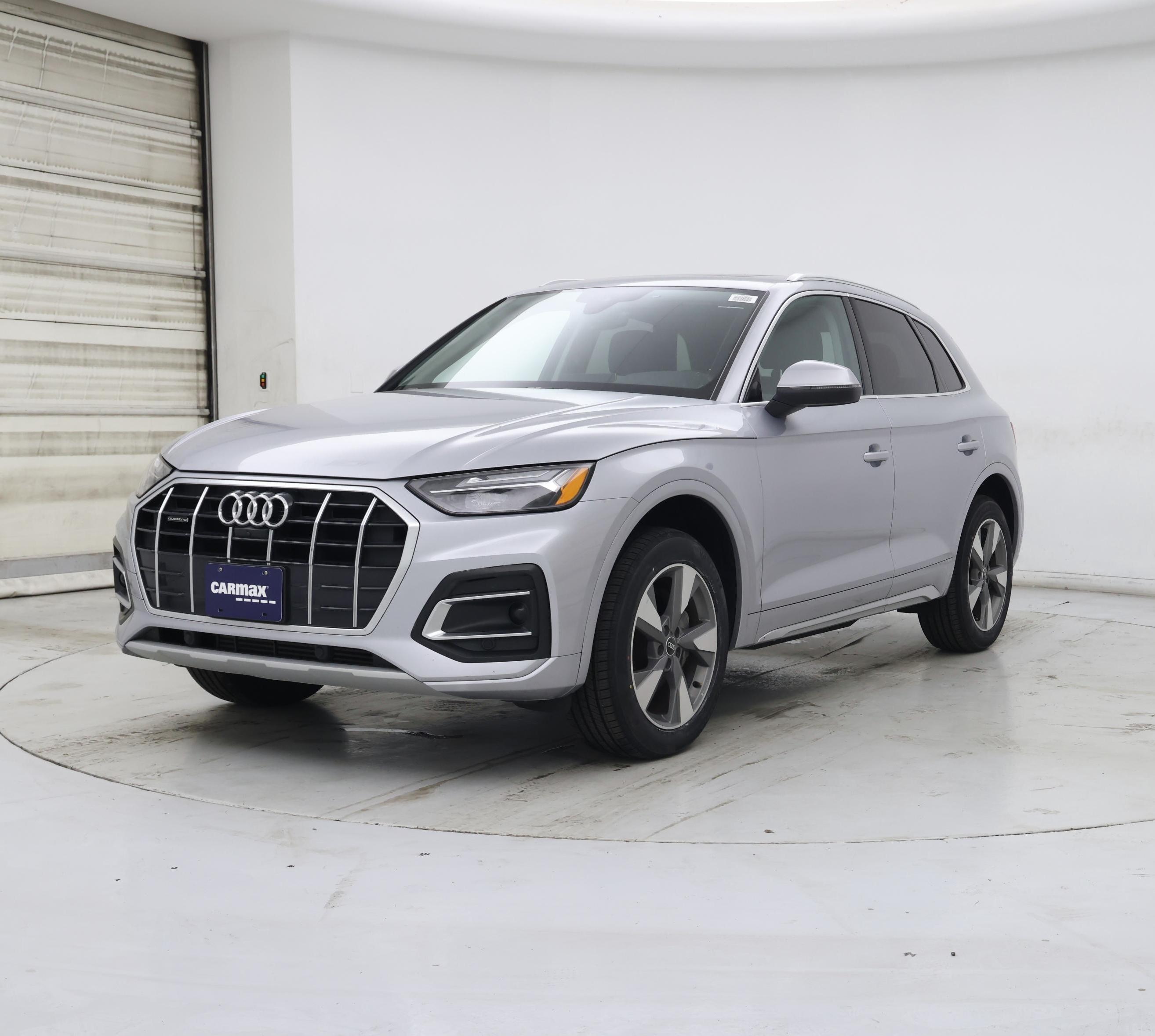Thumbnail: 2022 Audi Q5 - 4