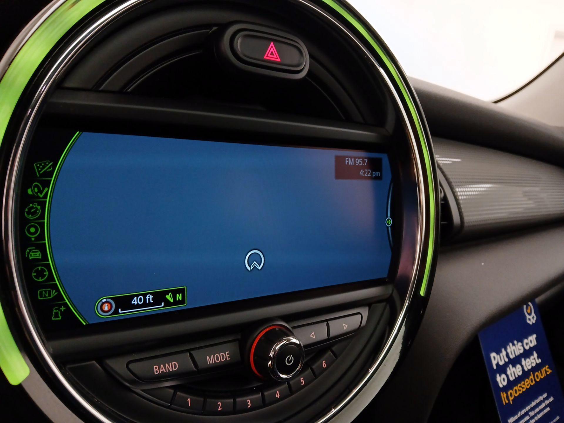 Thumbnail: 2016 MINI Cooper Hardtop - 14