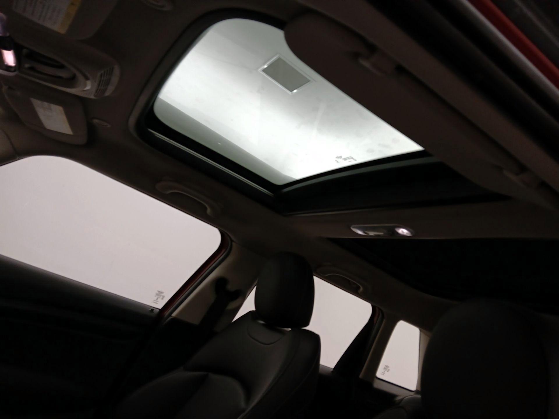 Thumbnail: 2016 MINI Cooper Hardtop - 19