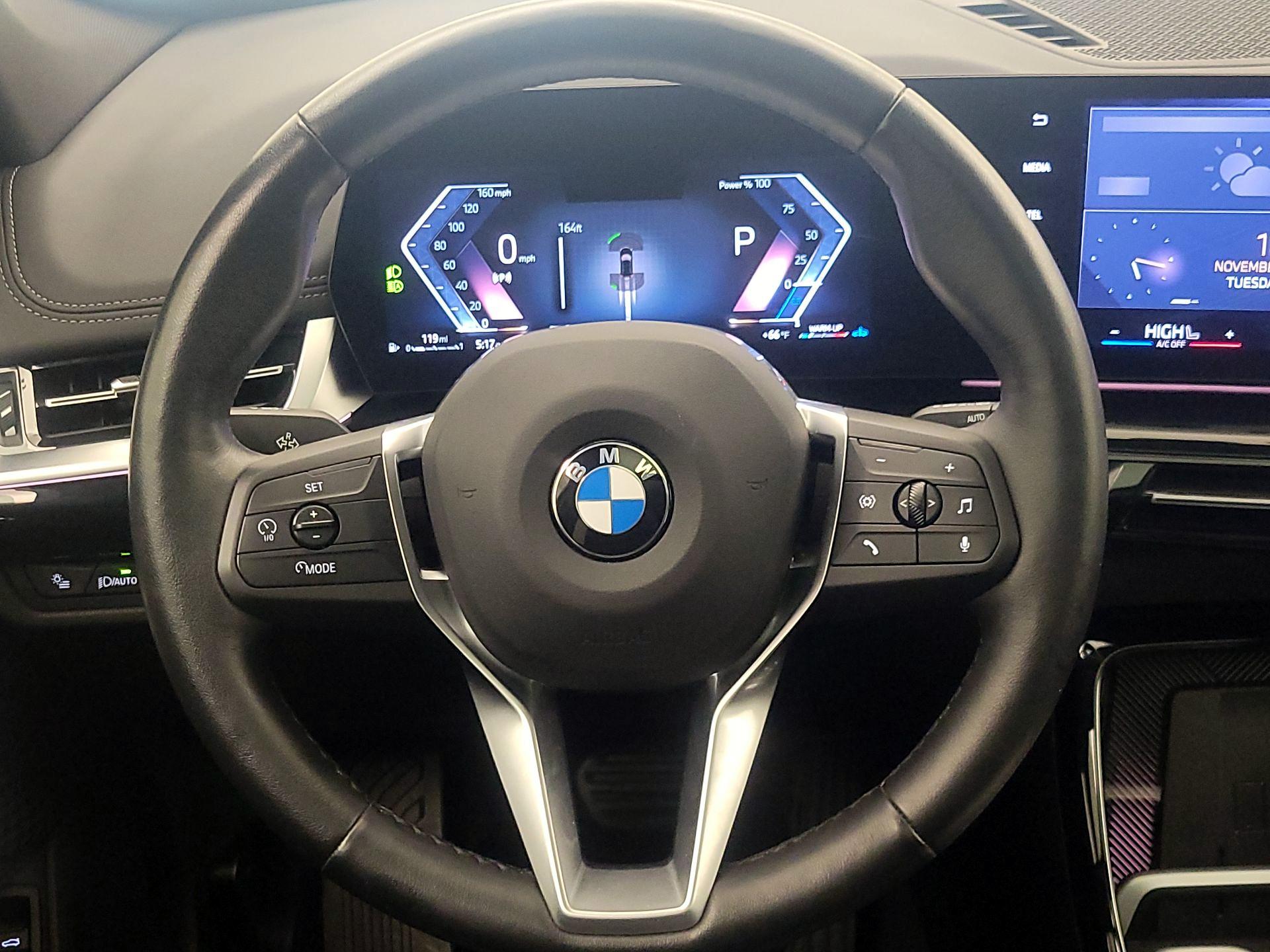 Thumbnail: 2025 BMW X1 - 10