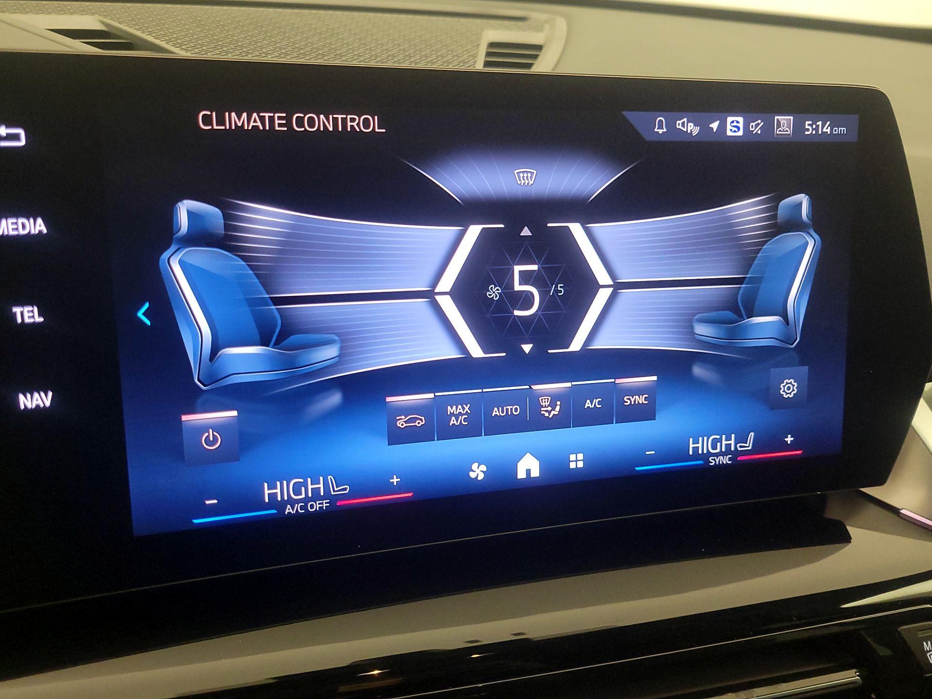 Thumbnail: 2025 BMW X1 - 16