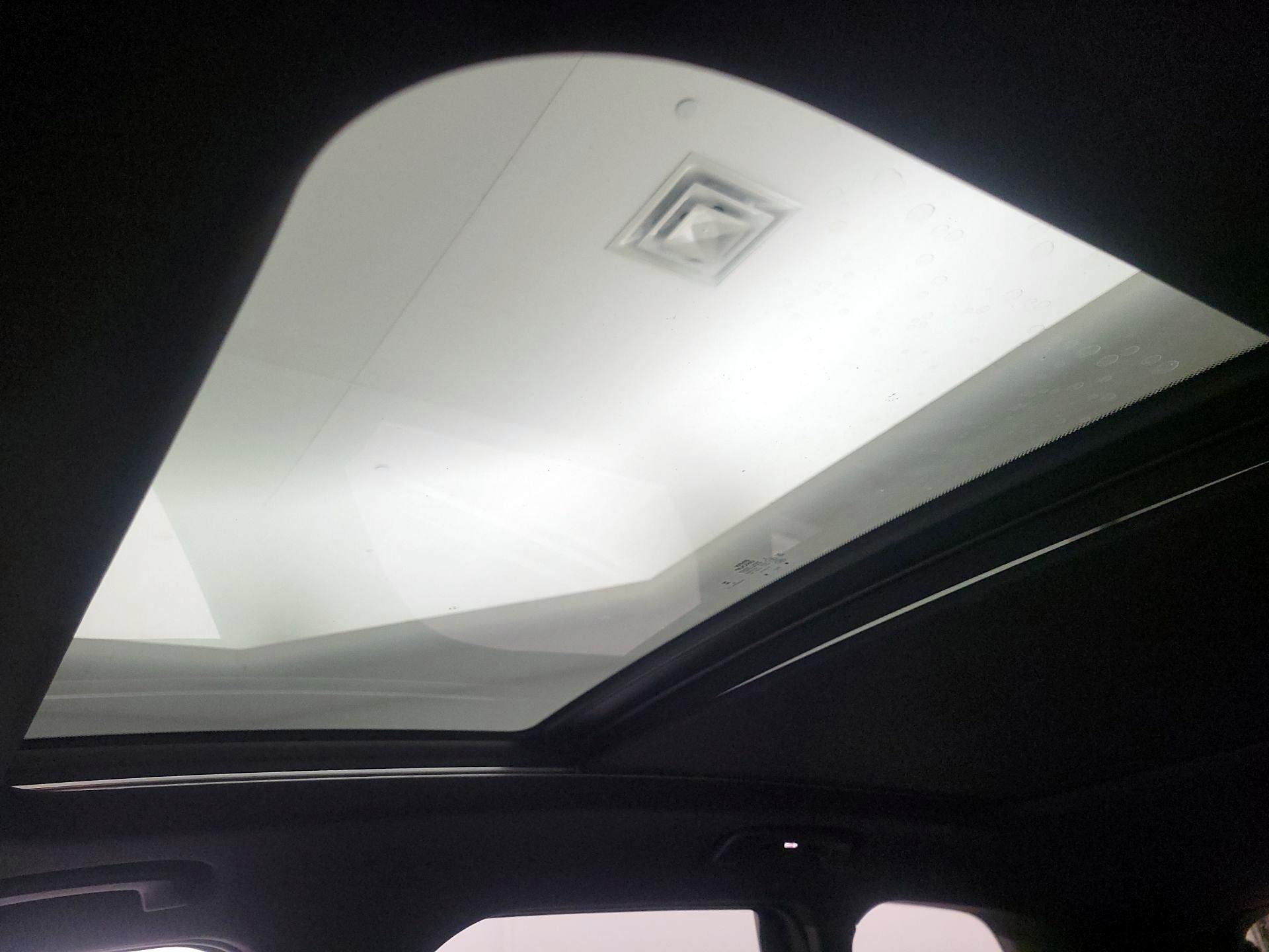 Thumbnail: 2025 BMW X1 - 19