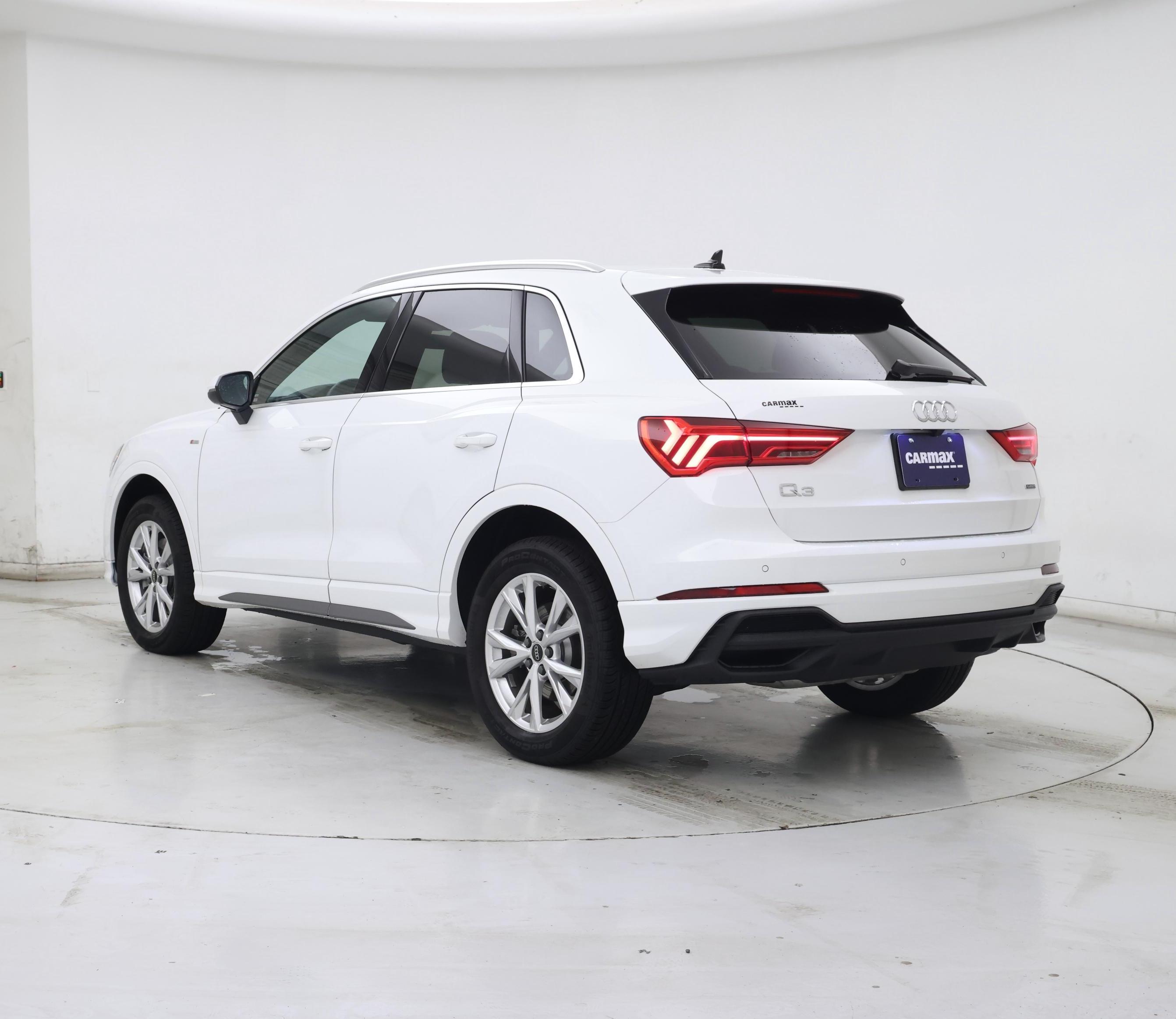 Thumbnail: 2025 Audi Q3 - 2