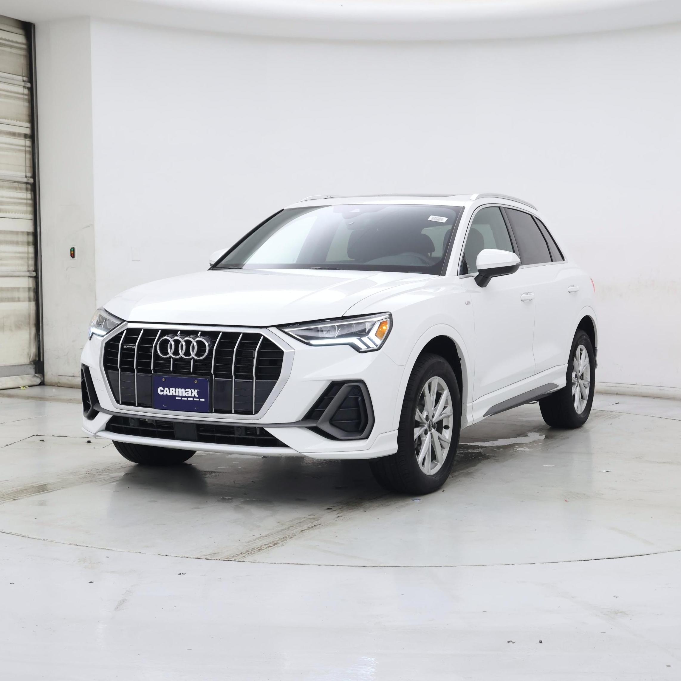 Thumbnail: 2025 Audi Q3 - 4