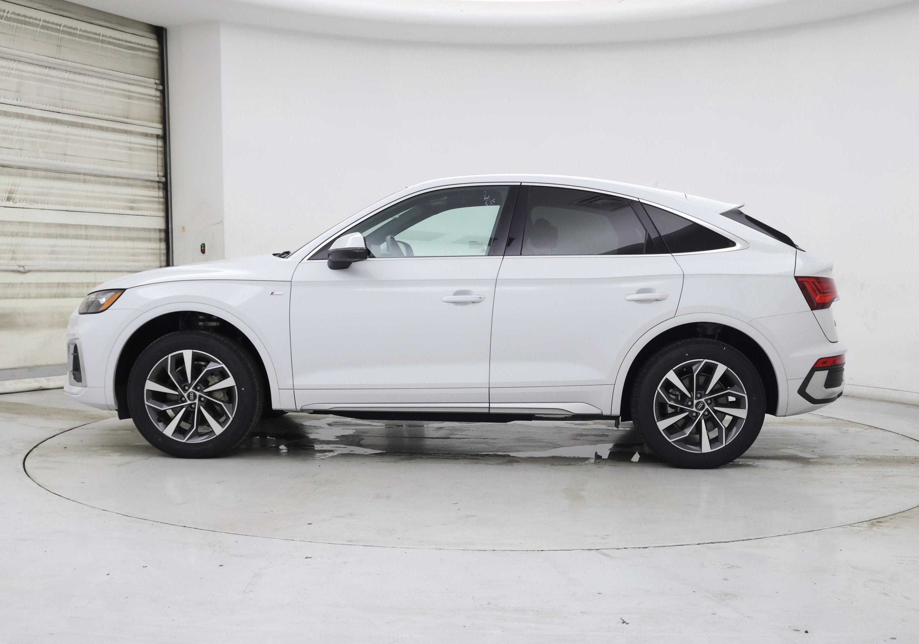 Thumbnail: 2023 Audi Q5 - 3