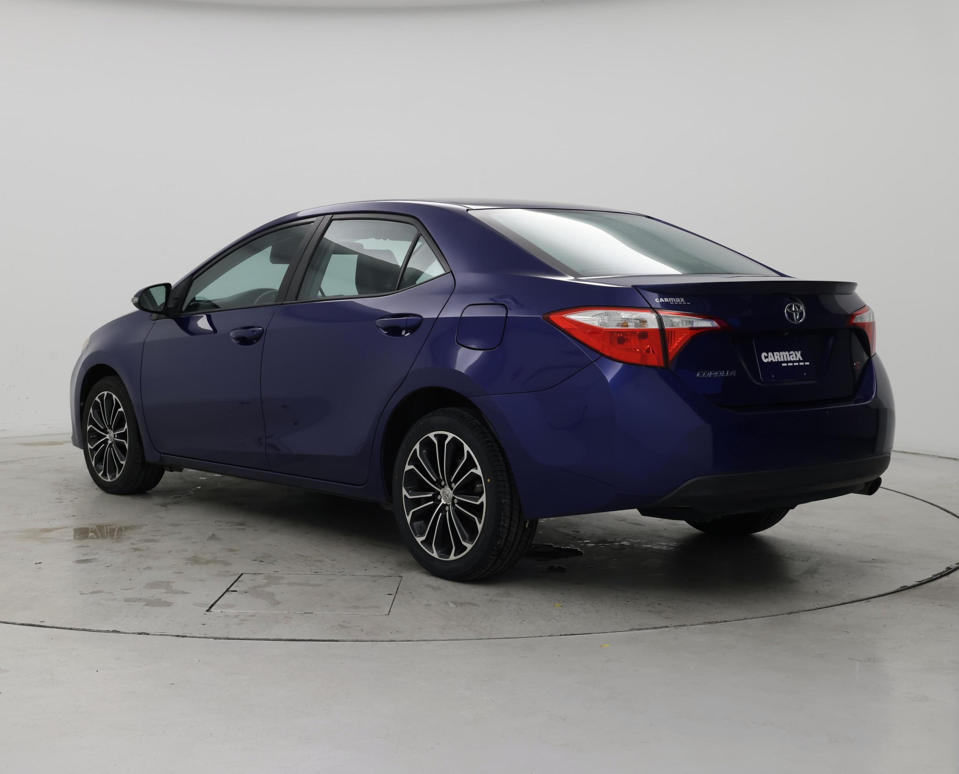 Thumbnail: 2015 Toyota Corolla - 2