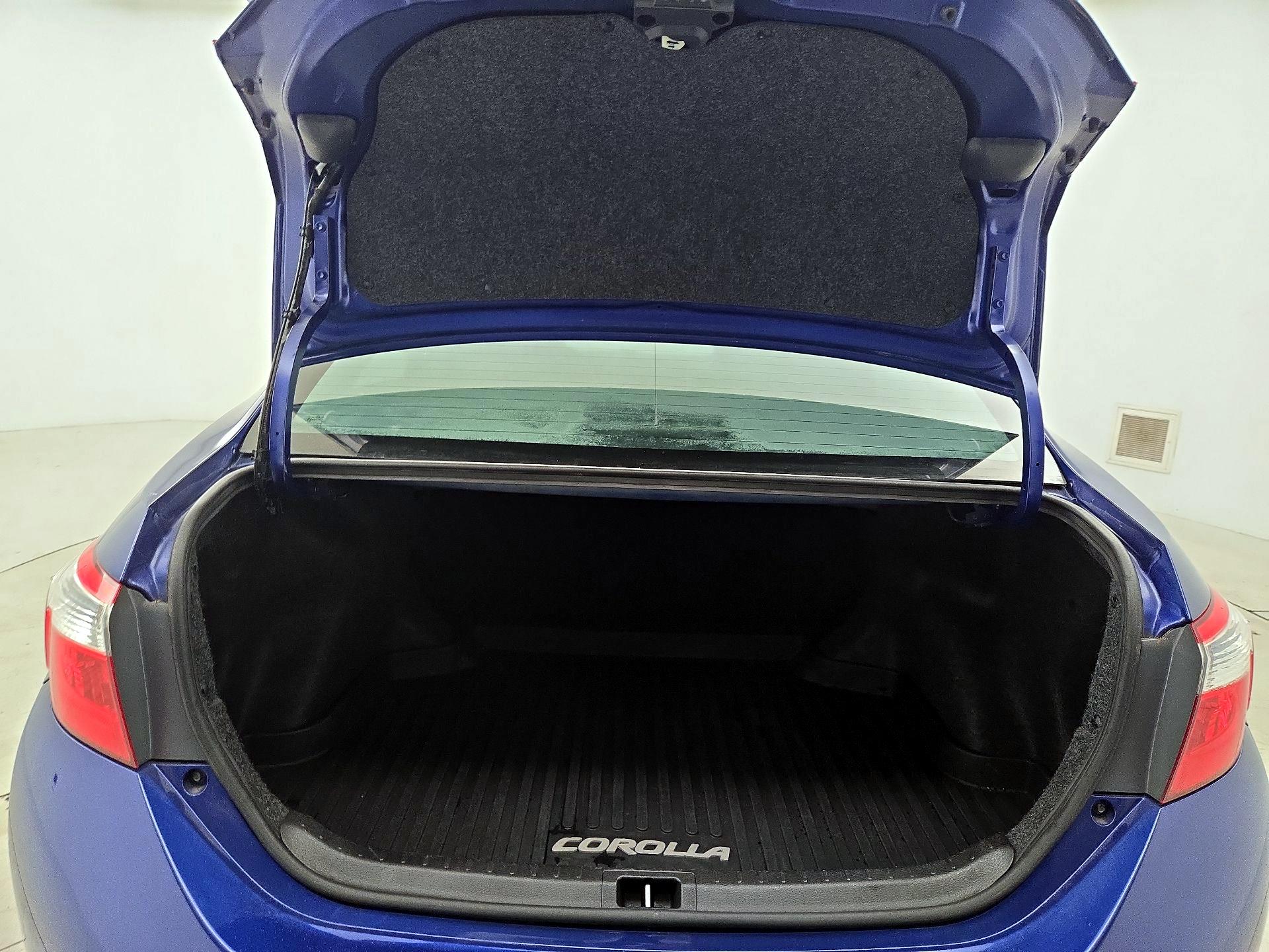 Thumbnail: 2015 Toyota Corolla - 20