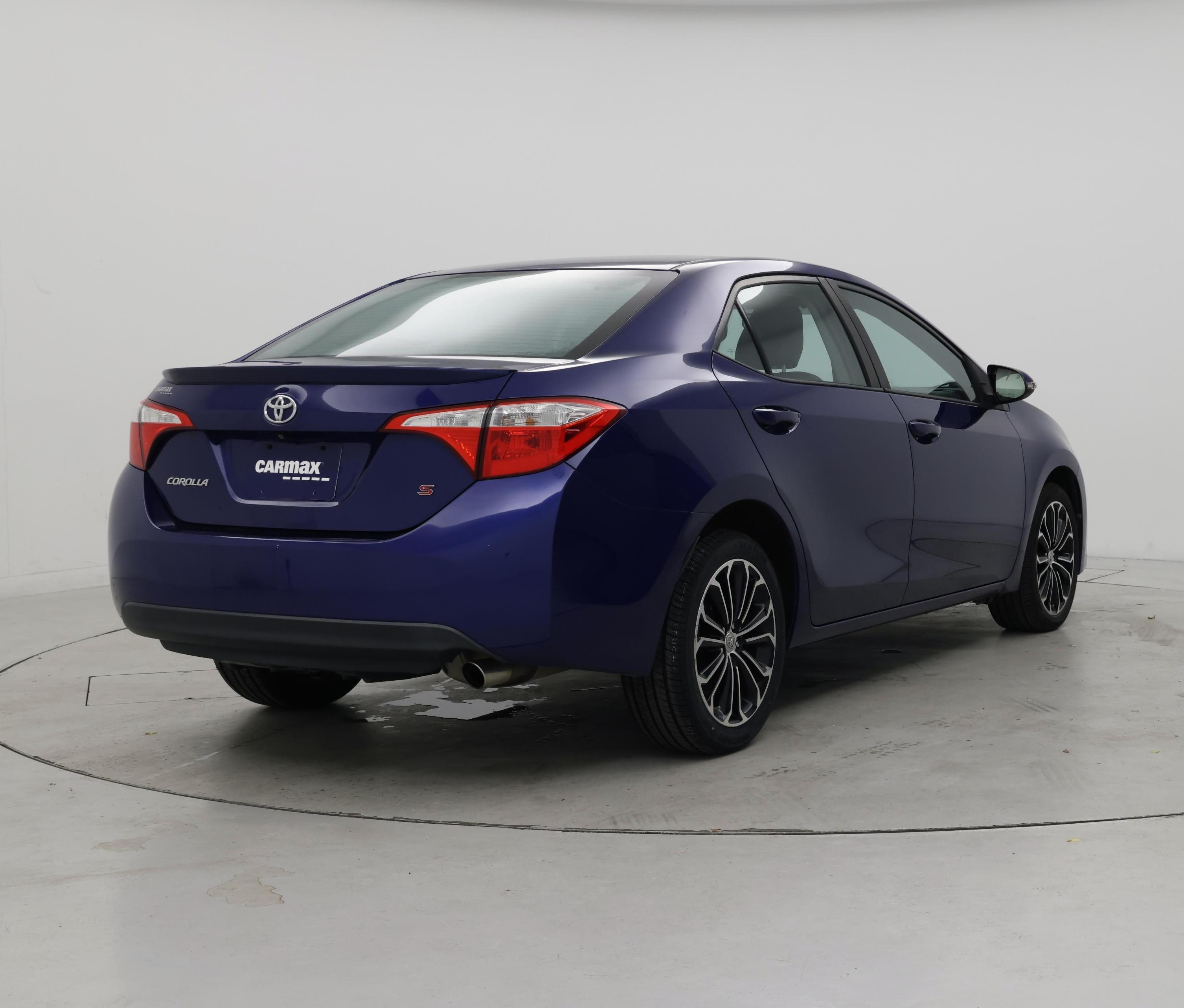 Thumbnail: 2015 Toyota Corolla - 8
