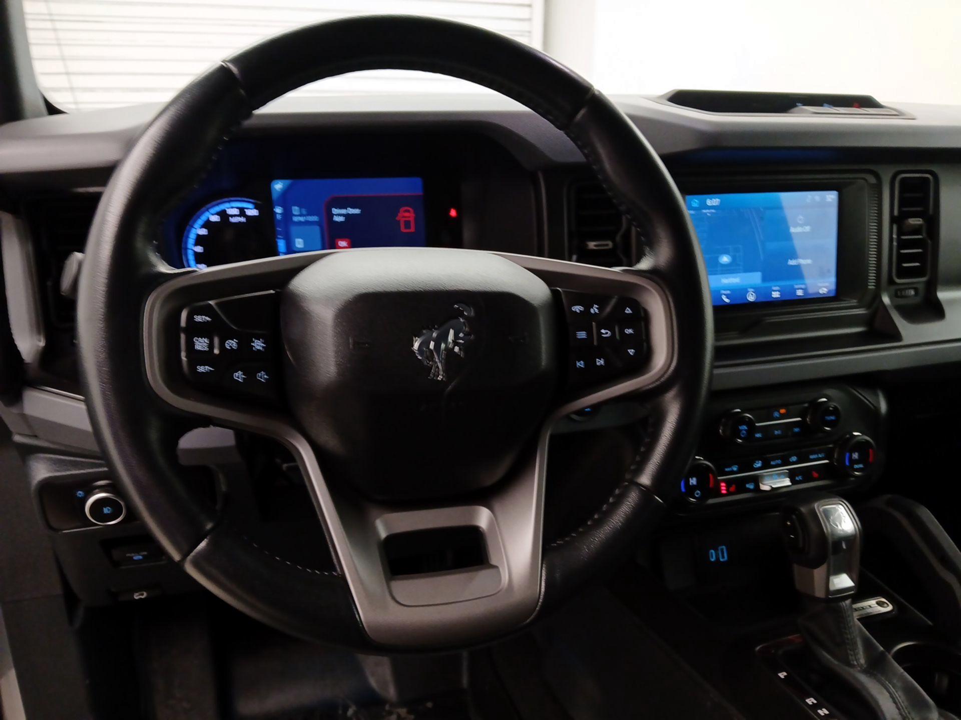 Thumbnail: 2023 Ford Bronco - 10