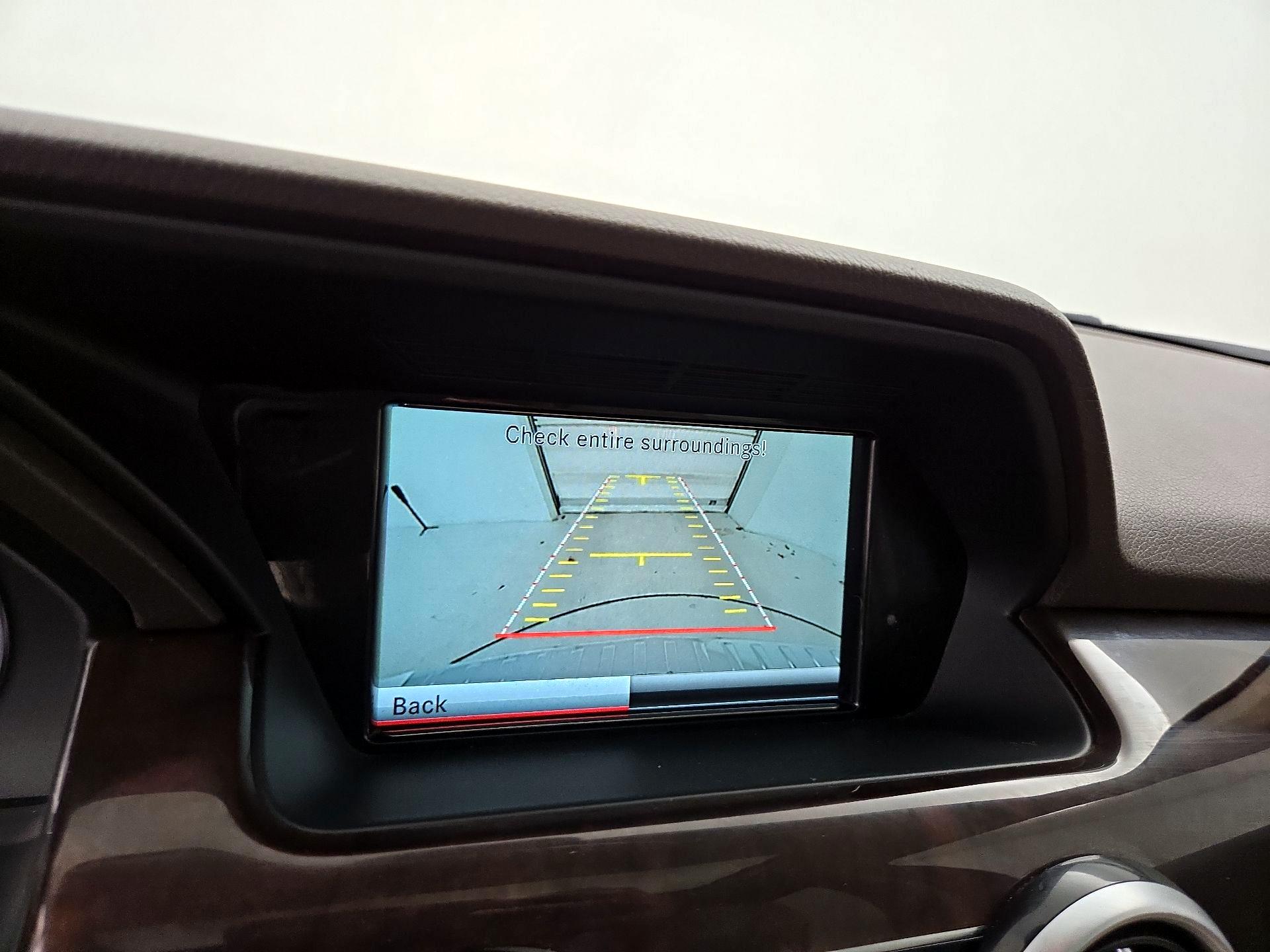 Thumbnail: 2015 Mercedes-Benz GLK - 15