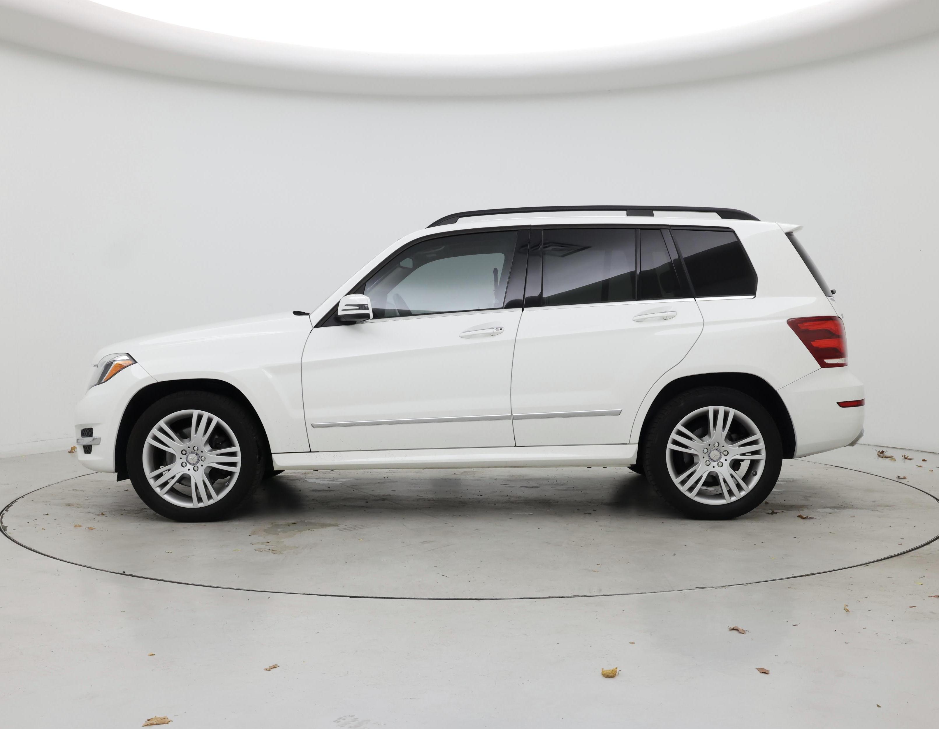 Thumbnail: 2015 Mercedes-Benz GLK - 3