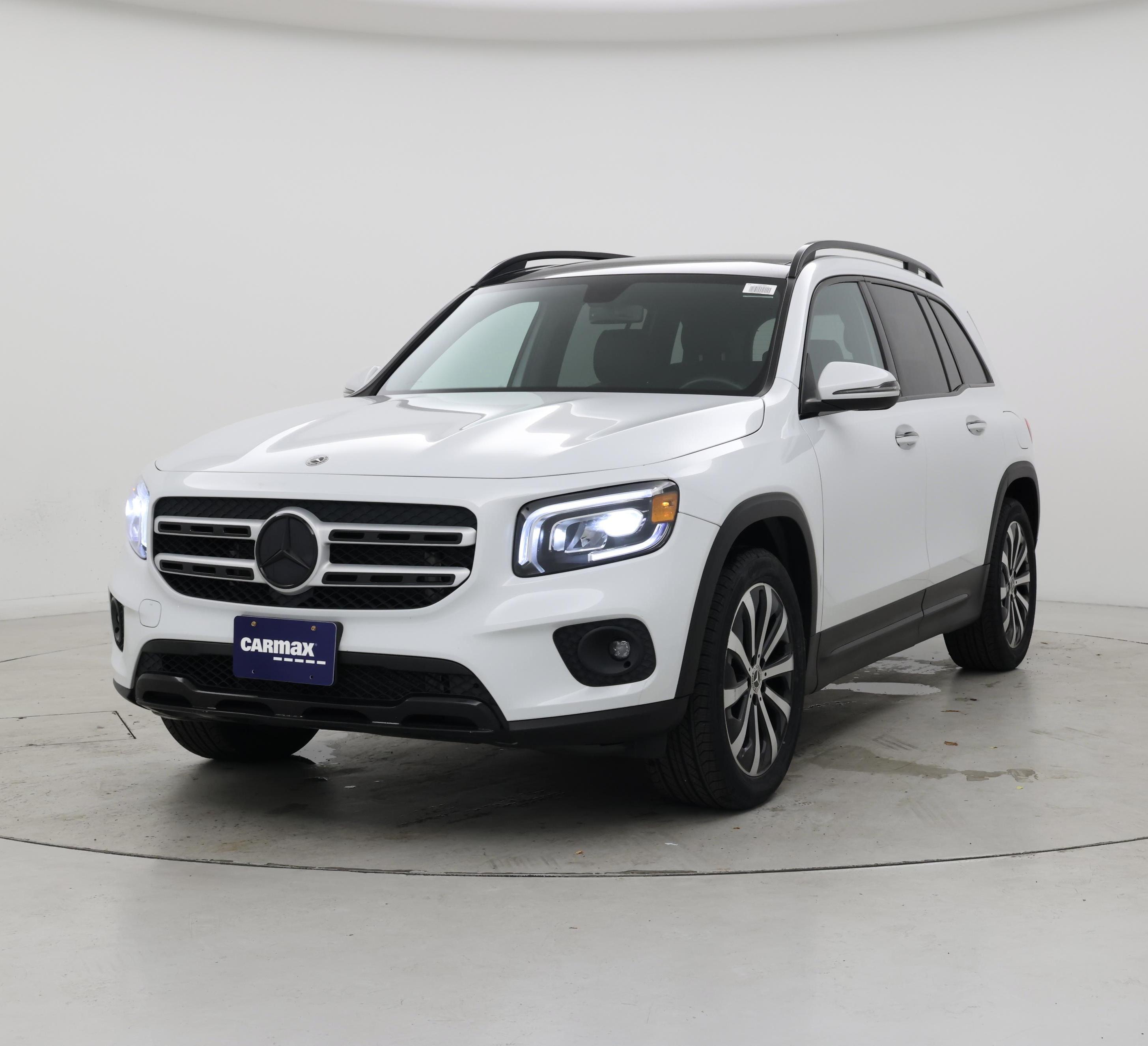 Thumbnail: 2020 Mercedes-Benz GLB - 4