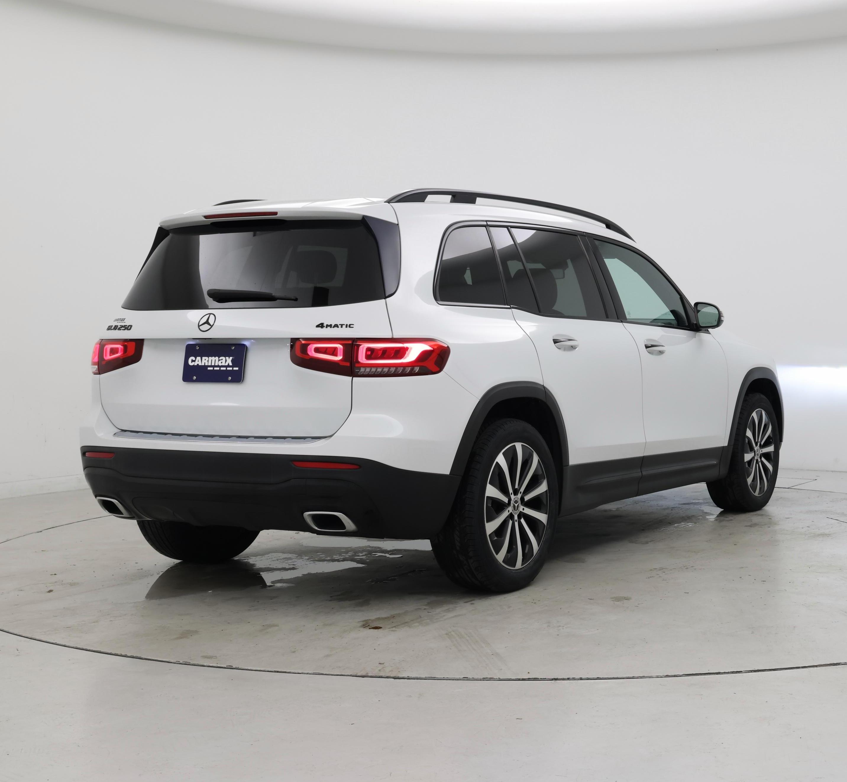 Thumbnail: 2020 Mercedes-Benz GLB - 8