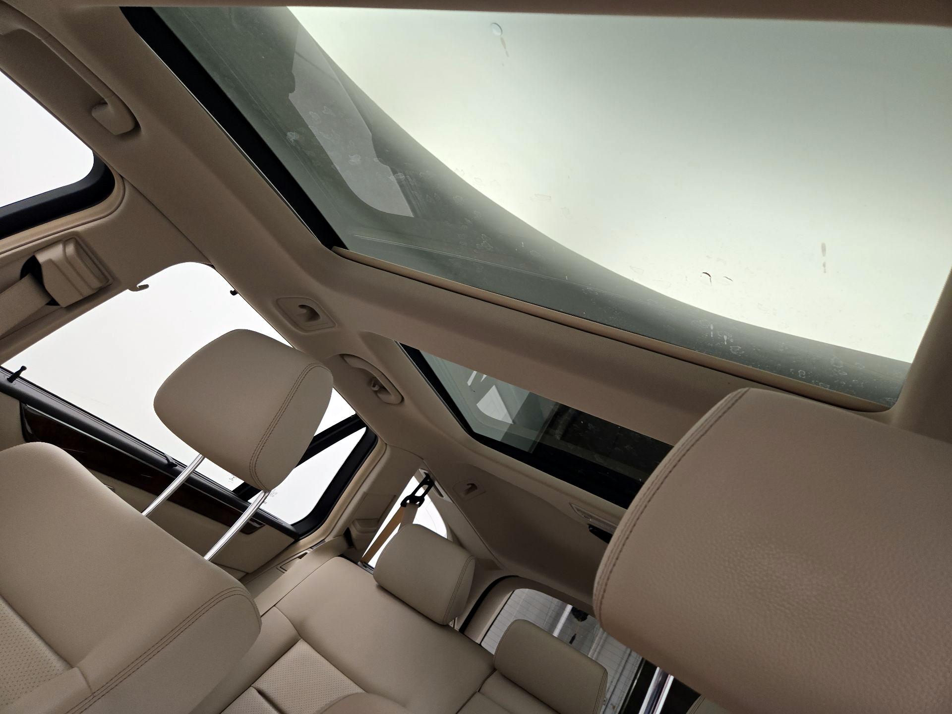 Thumbnail: 2016 Mercedes-Benz E-Class - 20