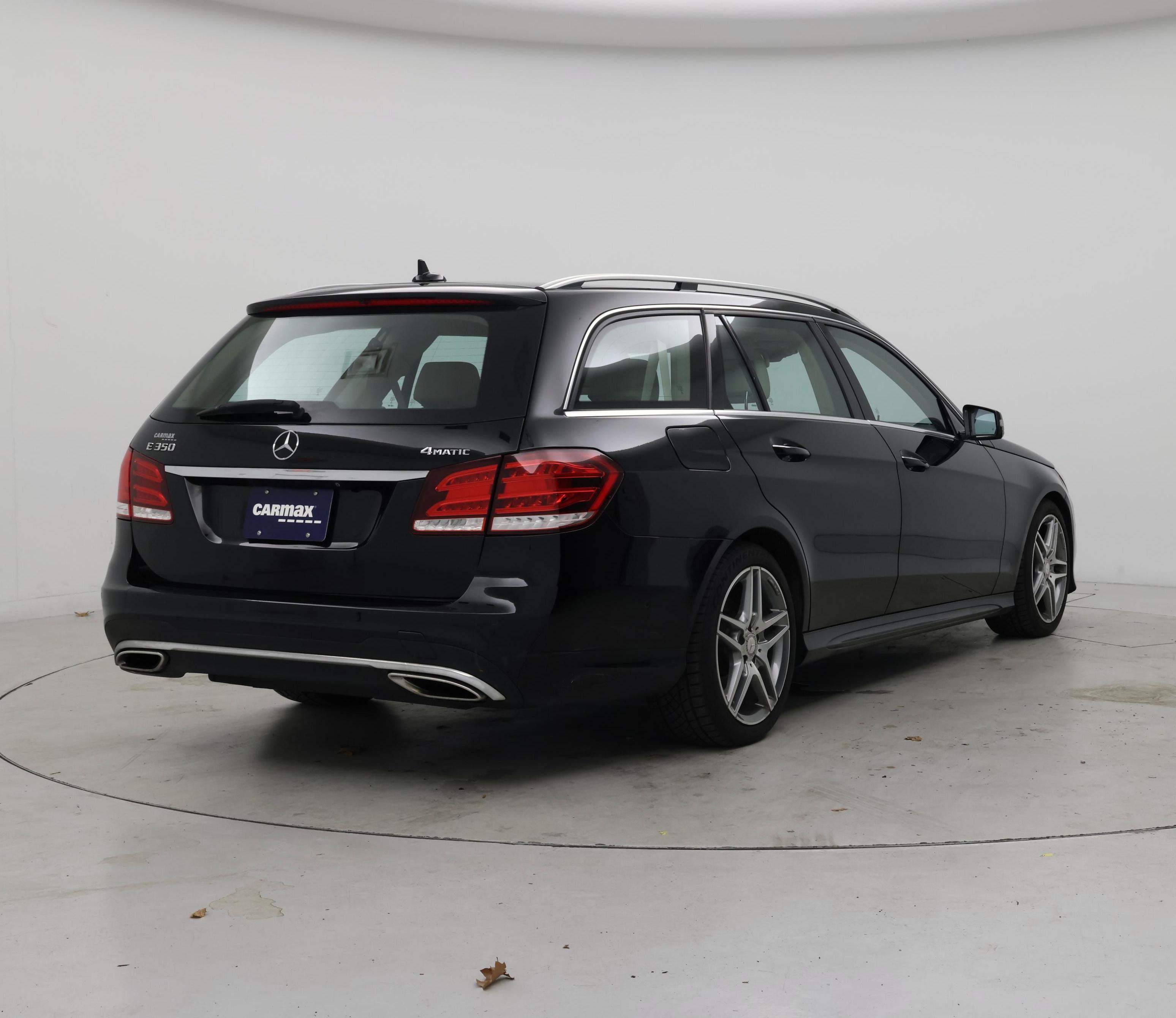 Thumbnail: 2016 Mercedes-Benz E-Class - 8