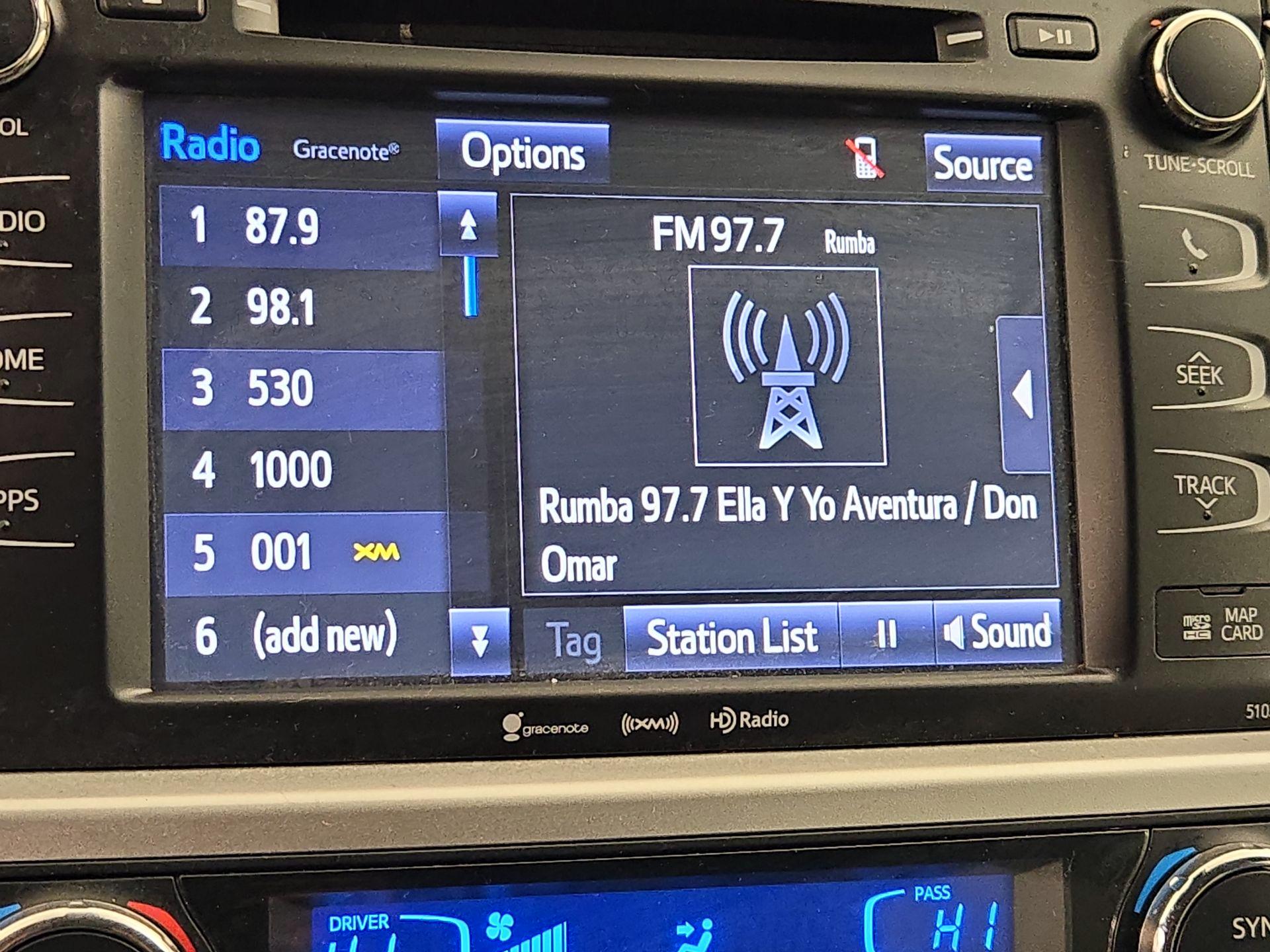 Thumbnail: 2019 Toyota Highlander - 16