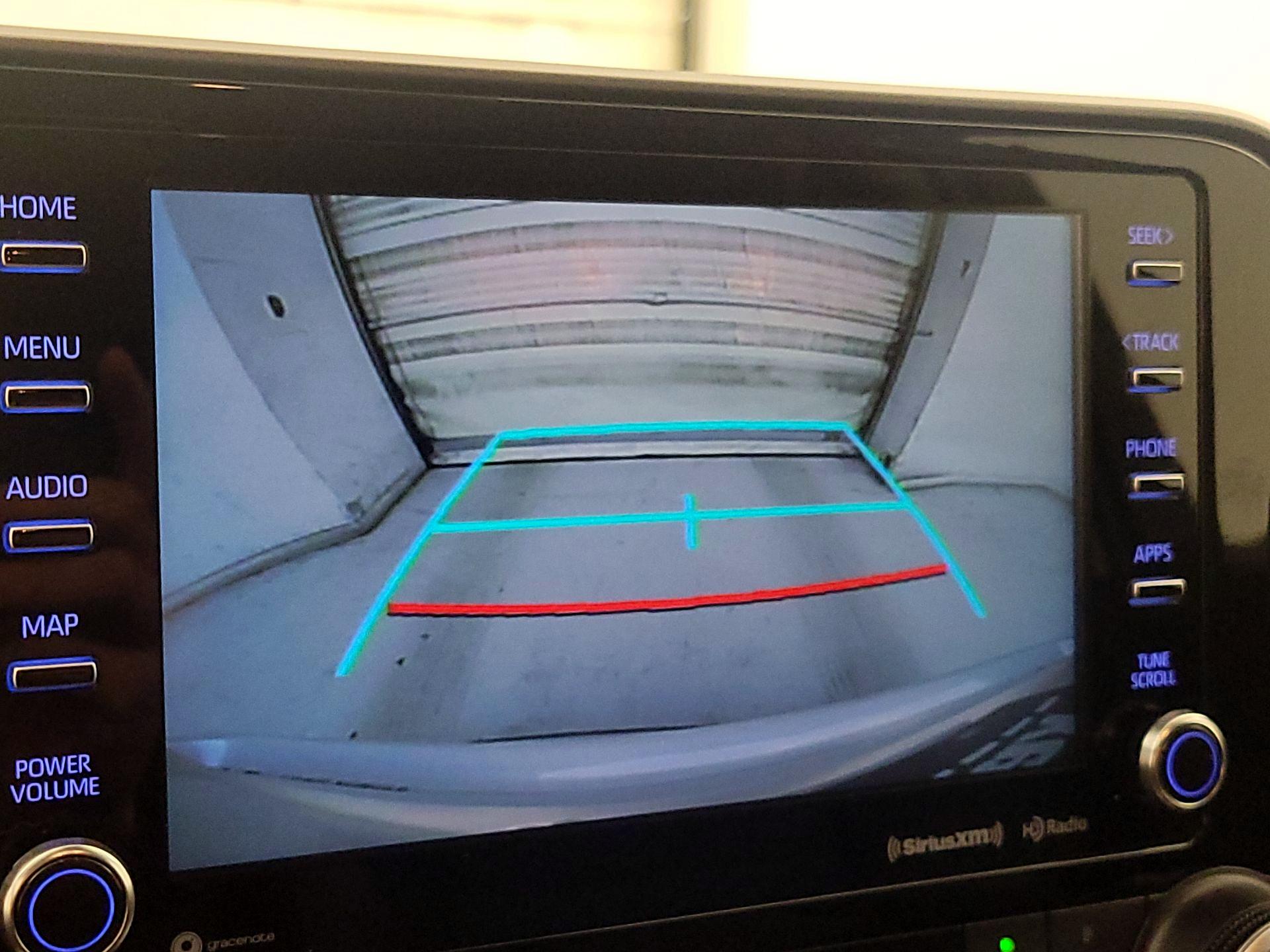 Thumbnail: 2022 Toyota Highlander - 14