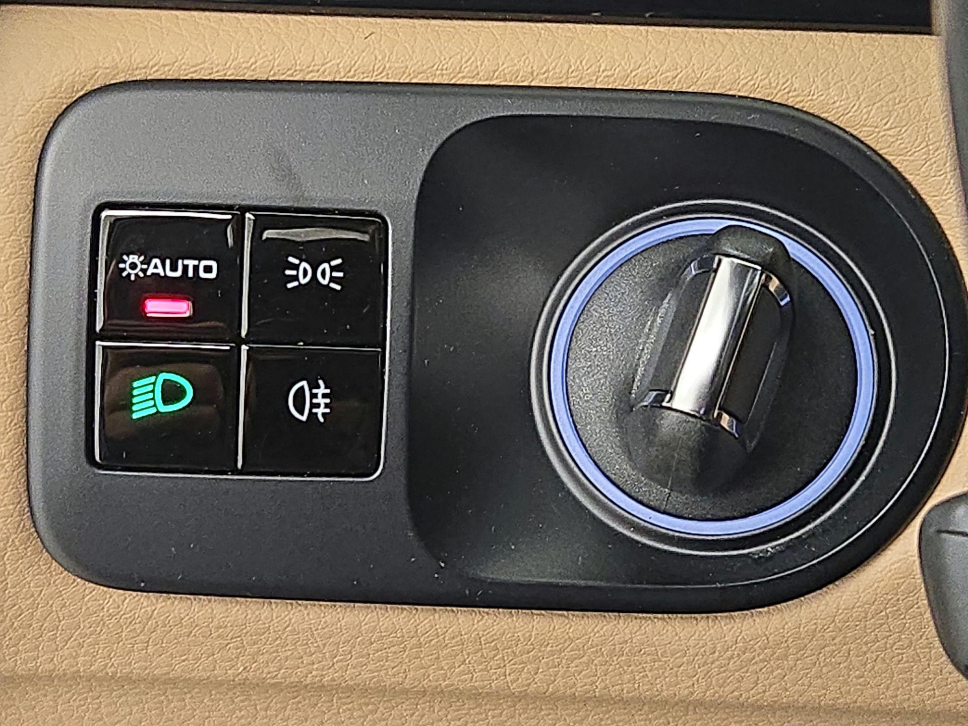 Thumbnail: 2021 Porsche Cayenne - 13