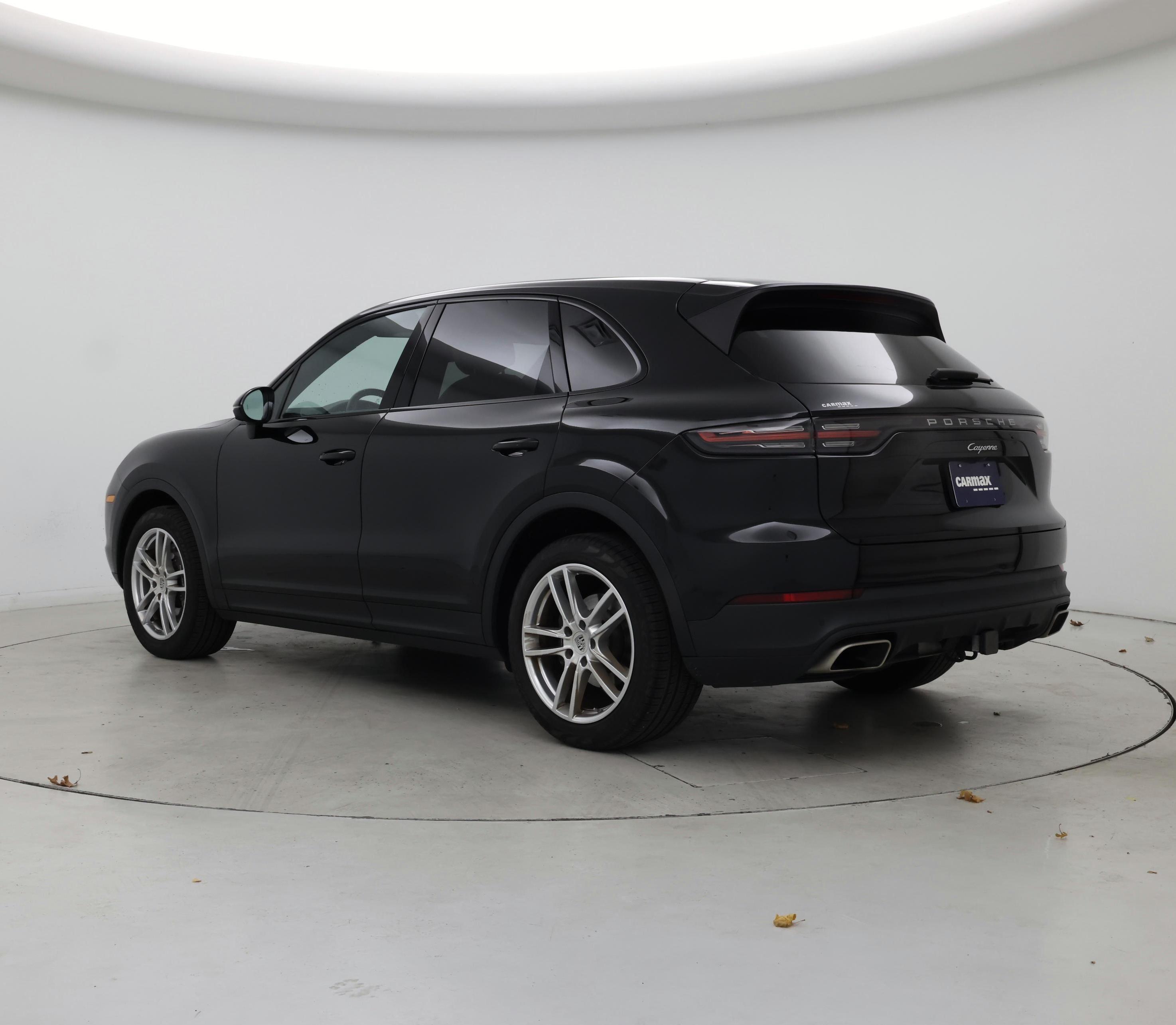 Thumbnail: 2021 Porsche Cayenne - 2