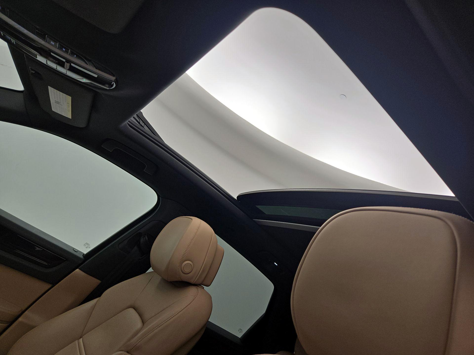 Thumbnail: 2021 Porsche Cayenne - 20