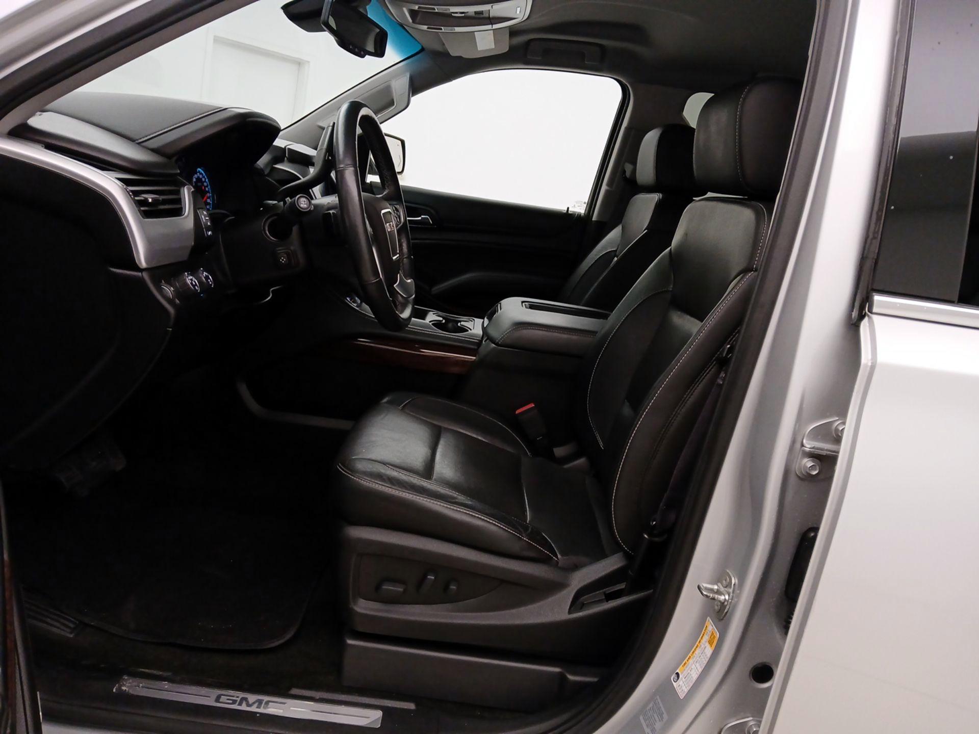 Thumbnail: 2017 GMC Yukon - 11