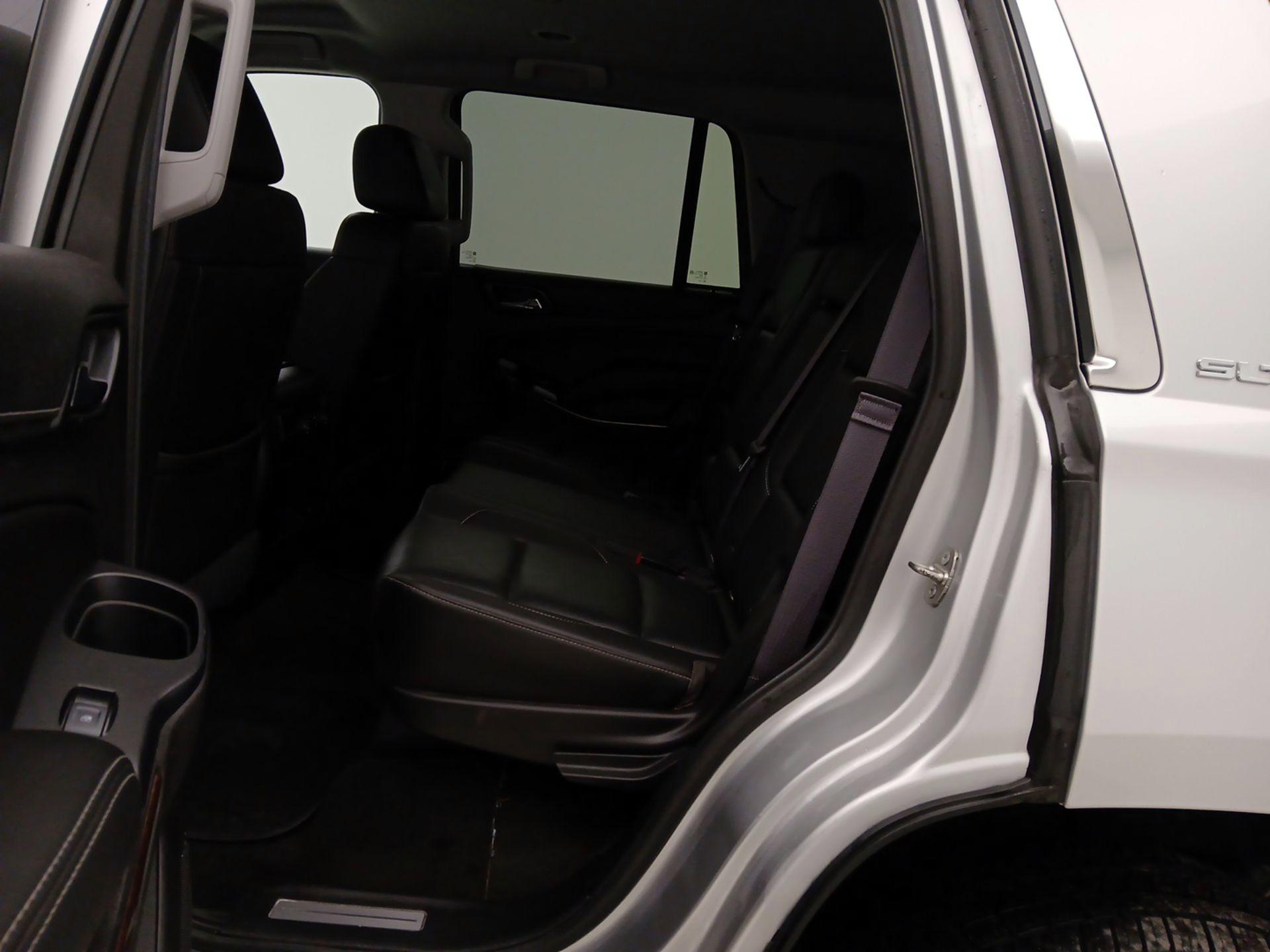 Thumbnail: 2017 GMC Yukon - 19