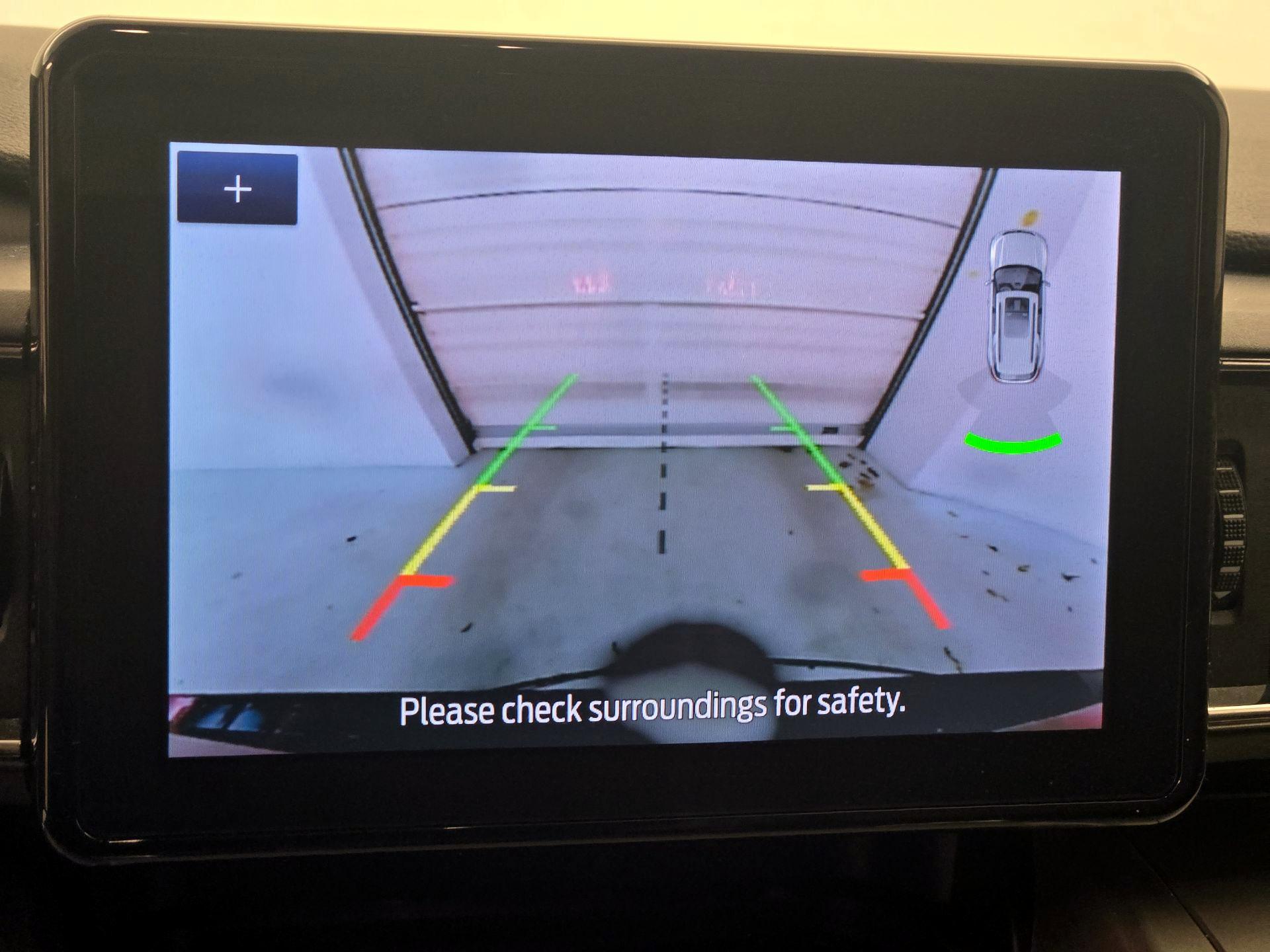 Thumbnail: 2021 Ford Explorer - 15