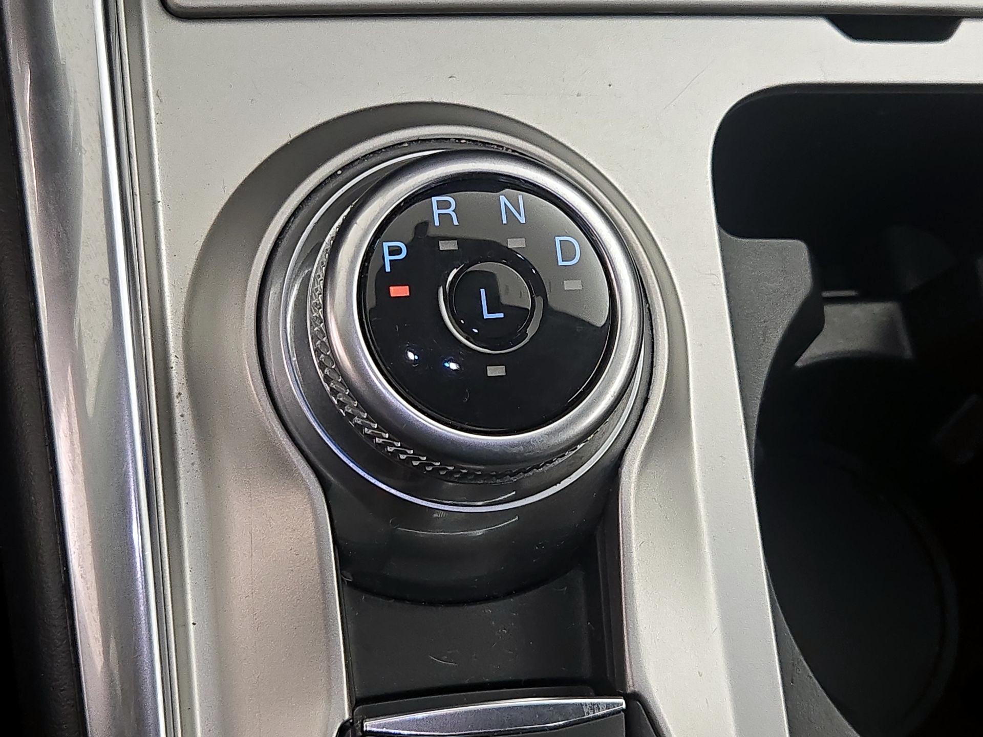 Thumbnail: 2021 Ford Explorer - 18