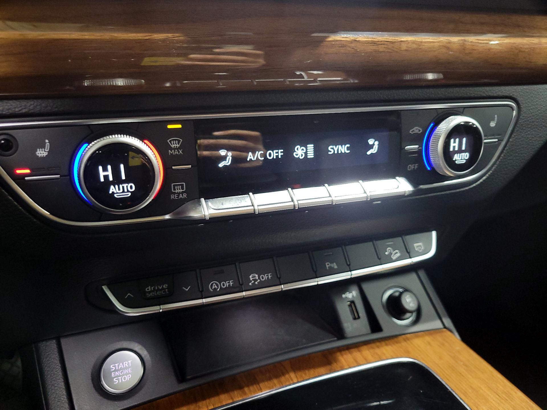 Thumbnail: 2023 Audi Q5 - 16