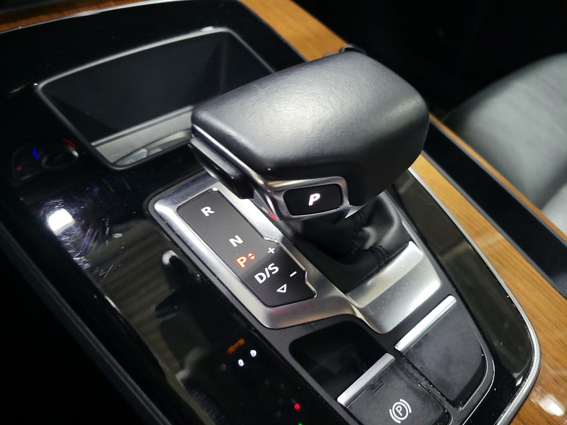 Thumbnail: 2023 Audi Q5 - 17