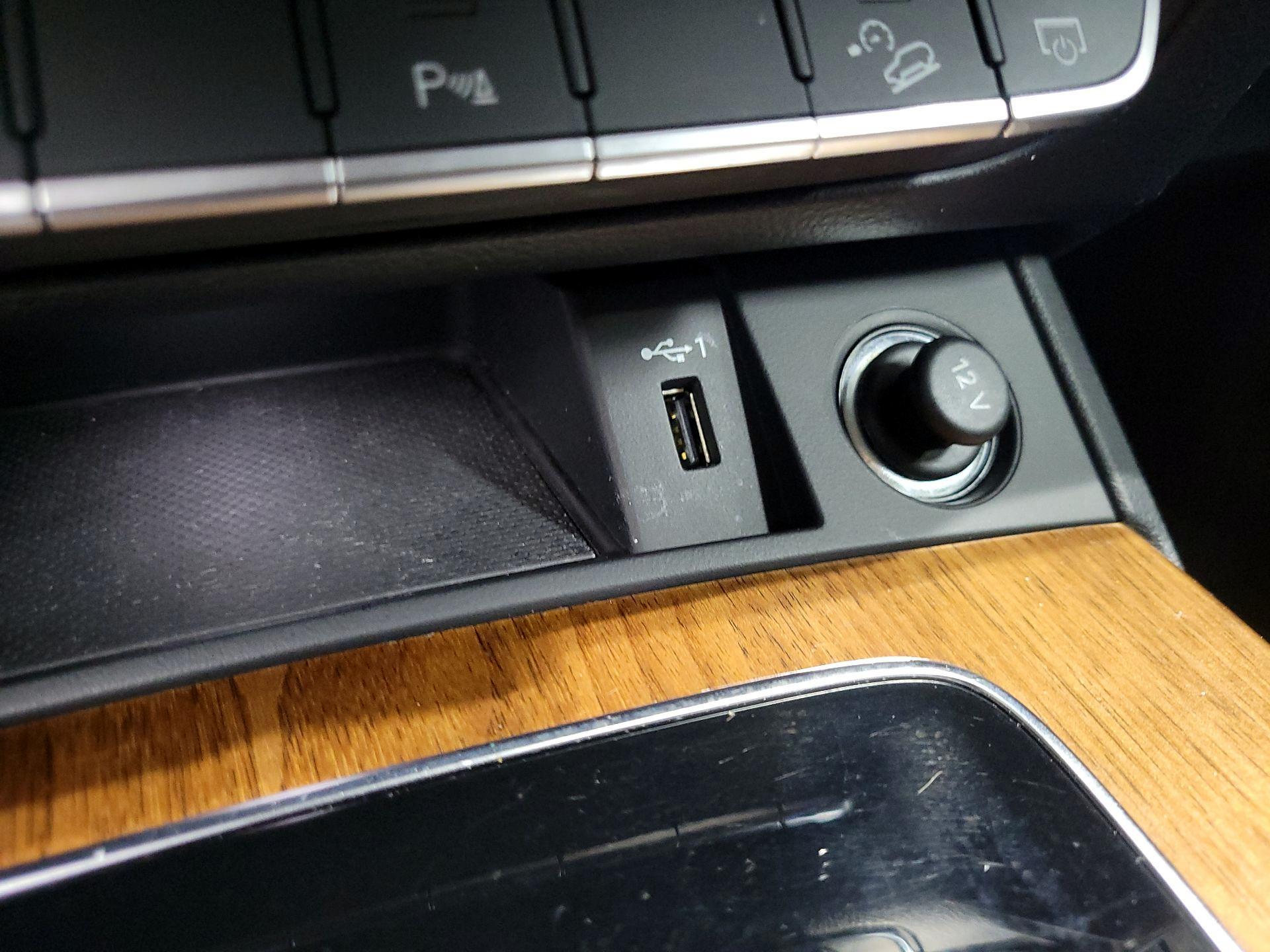 Thumbnail: 2023 Audi Q5 - 18