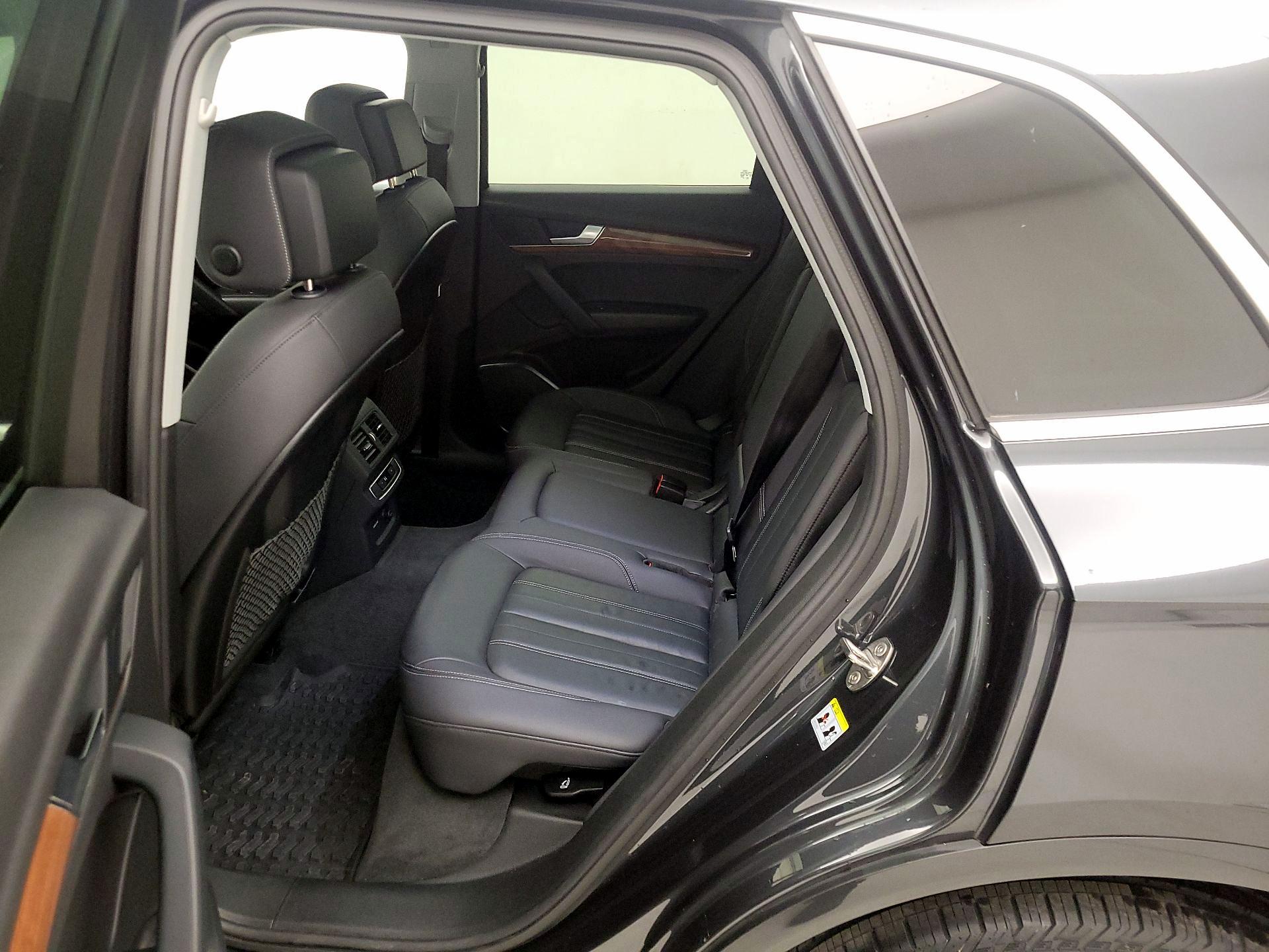 Thumbnail: 2023 Audi Q5 - 20