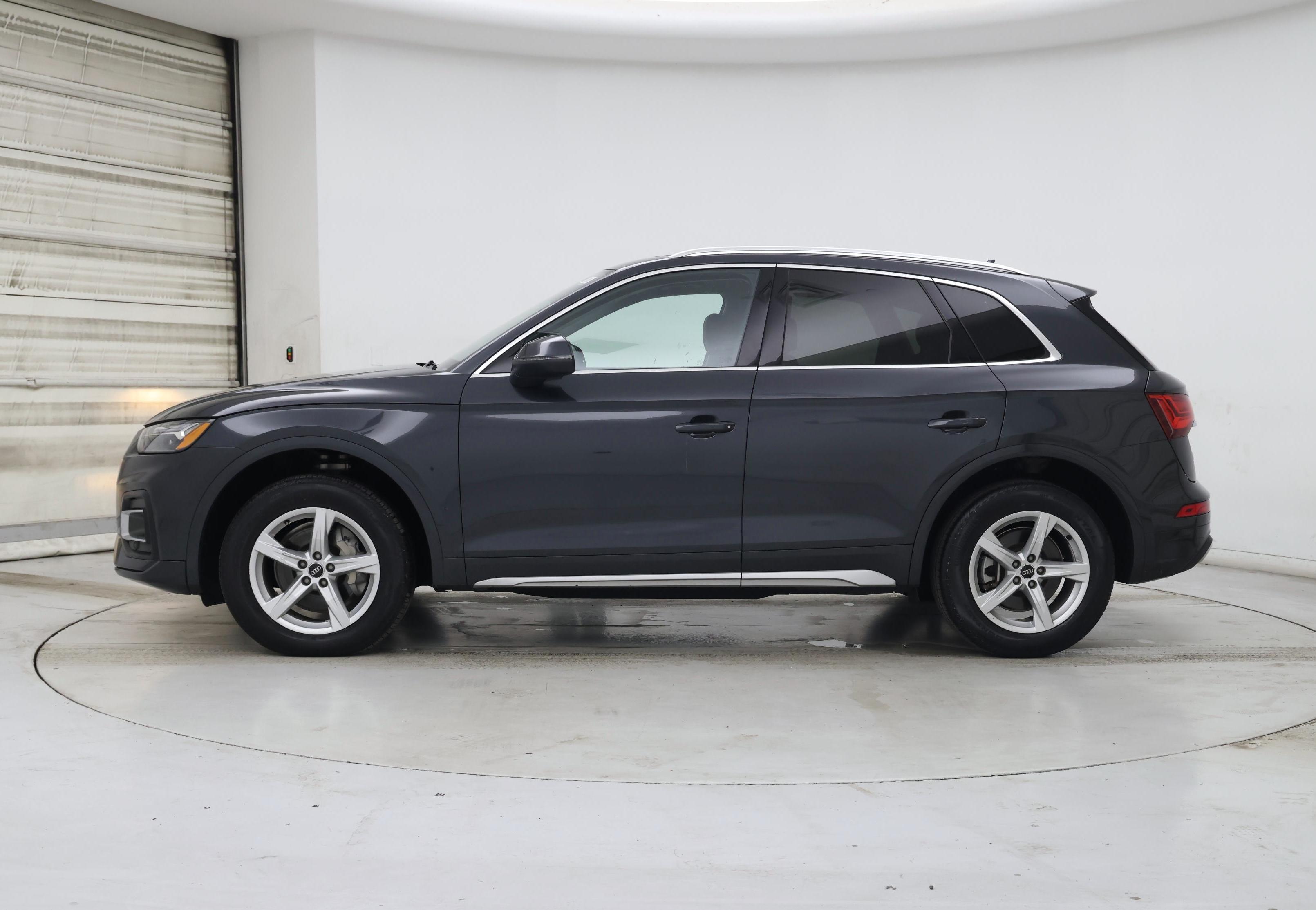 Thumbnail: 2023 Audi Q5 - 3