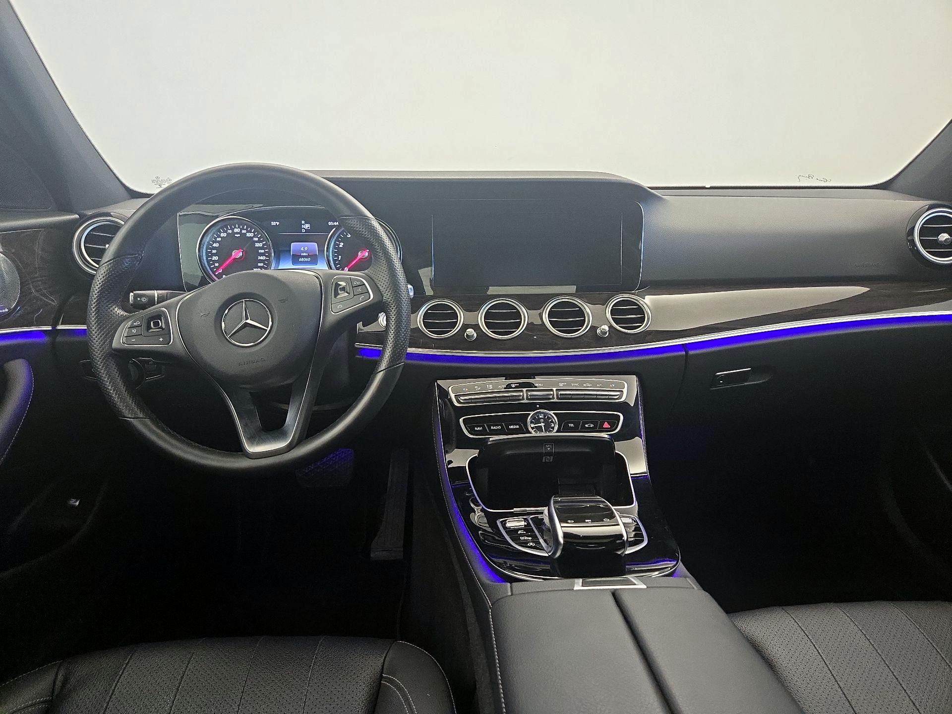 Thumbnail: 2017 Mercedes-Benz E-Class - 9