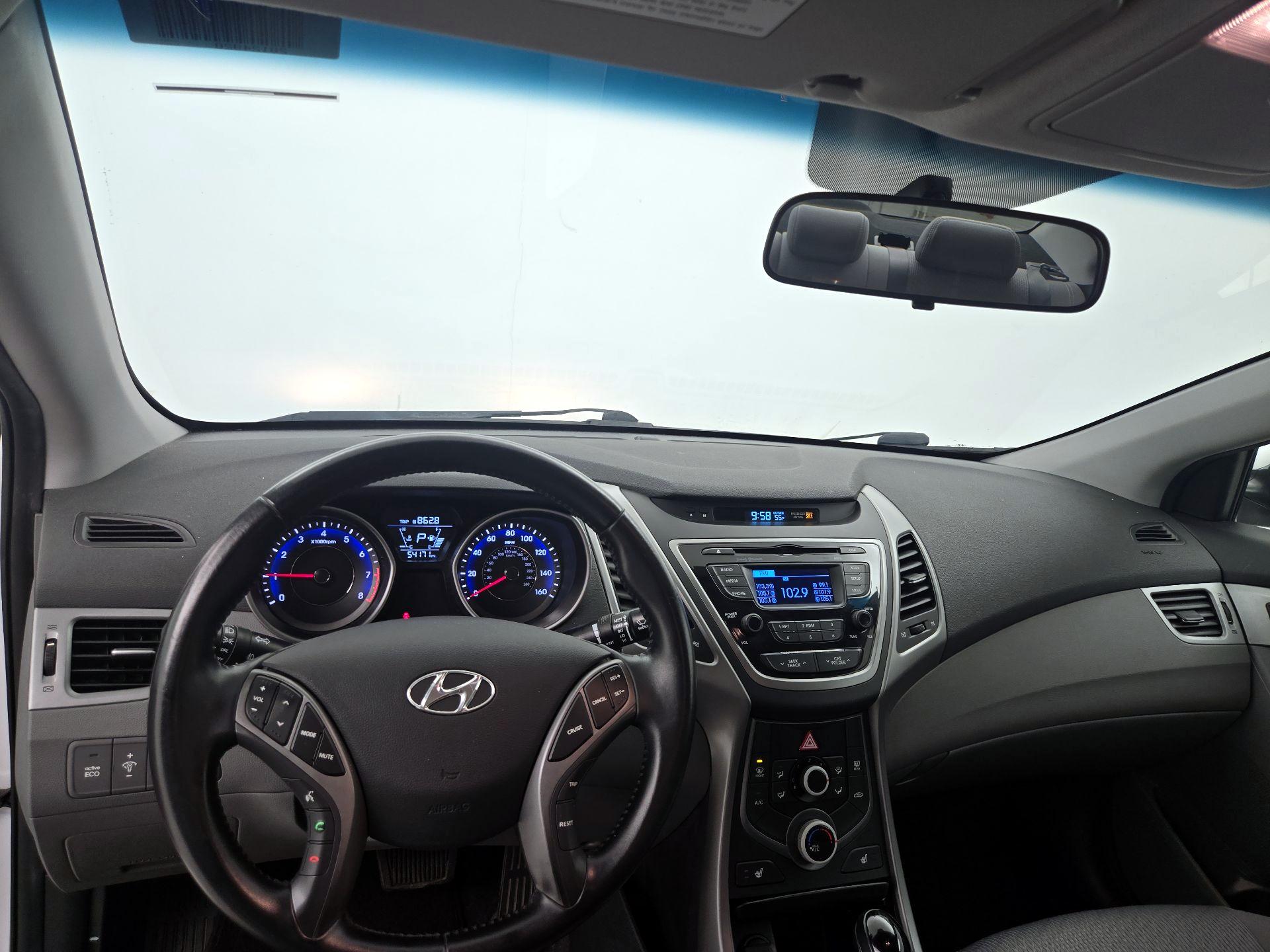 Thumbnail: 2014 Hyundai Elantra - 9