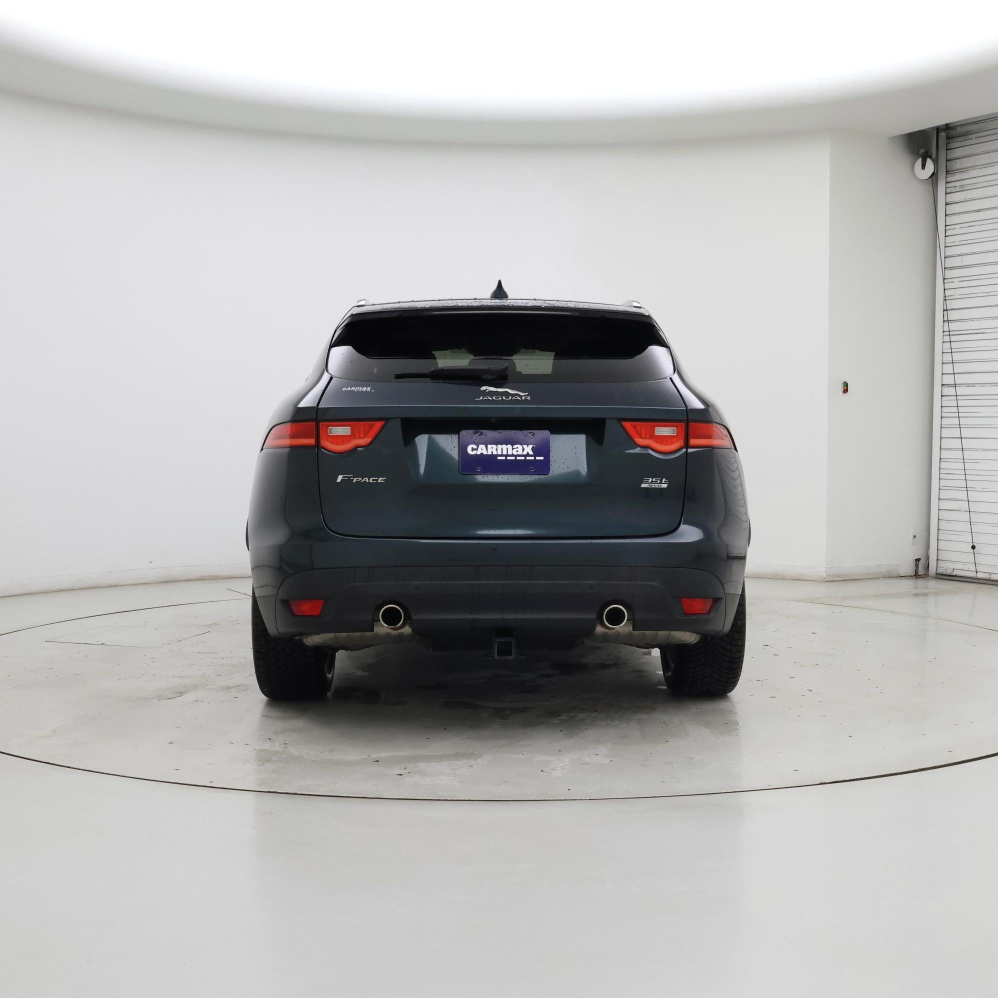 Thumbnail: 2017 Jaguar F-Pace - 6