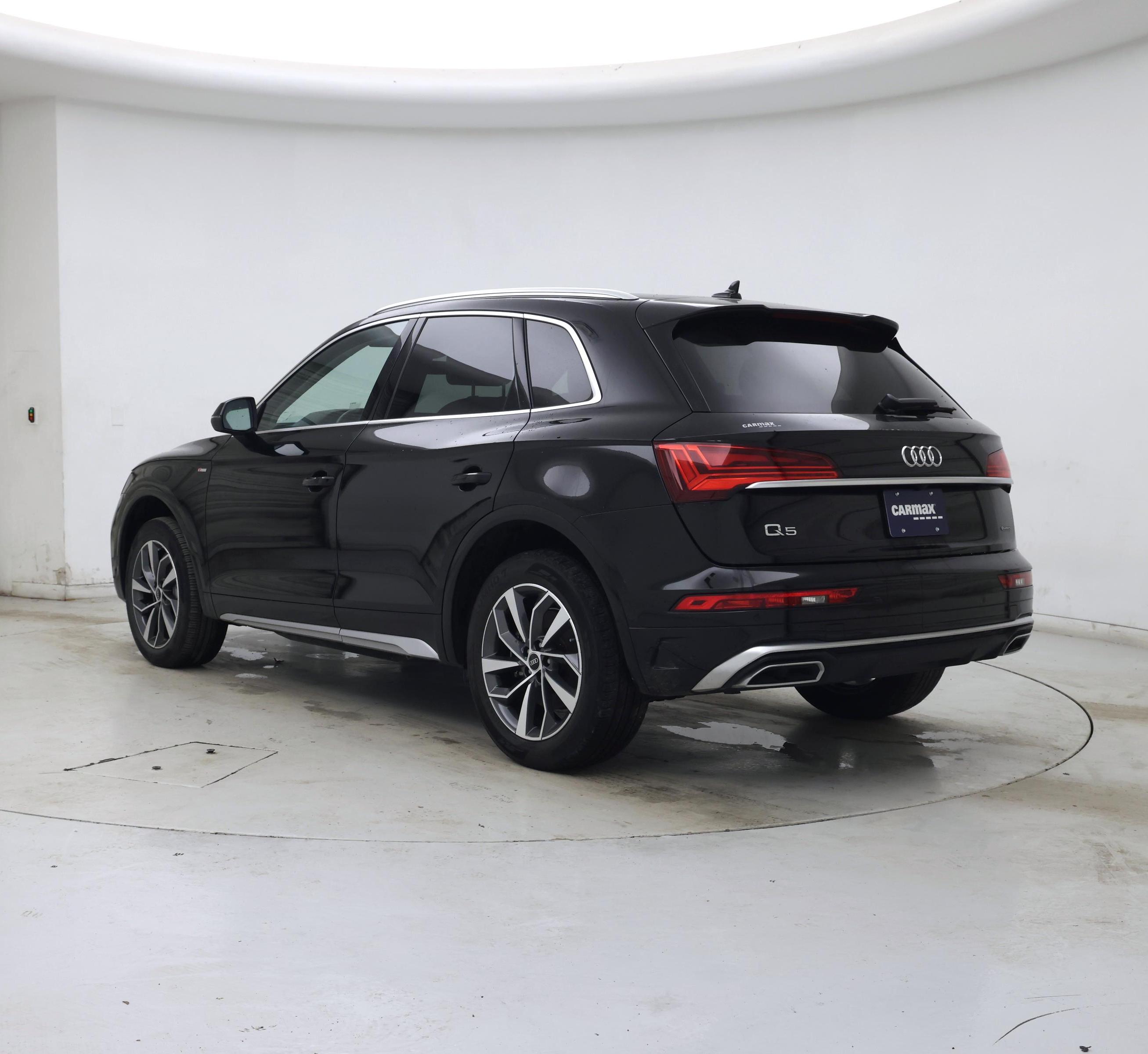 Thumbnail: 2022 Audi Q5 - 2