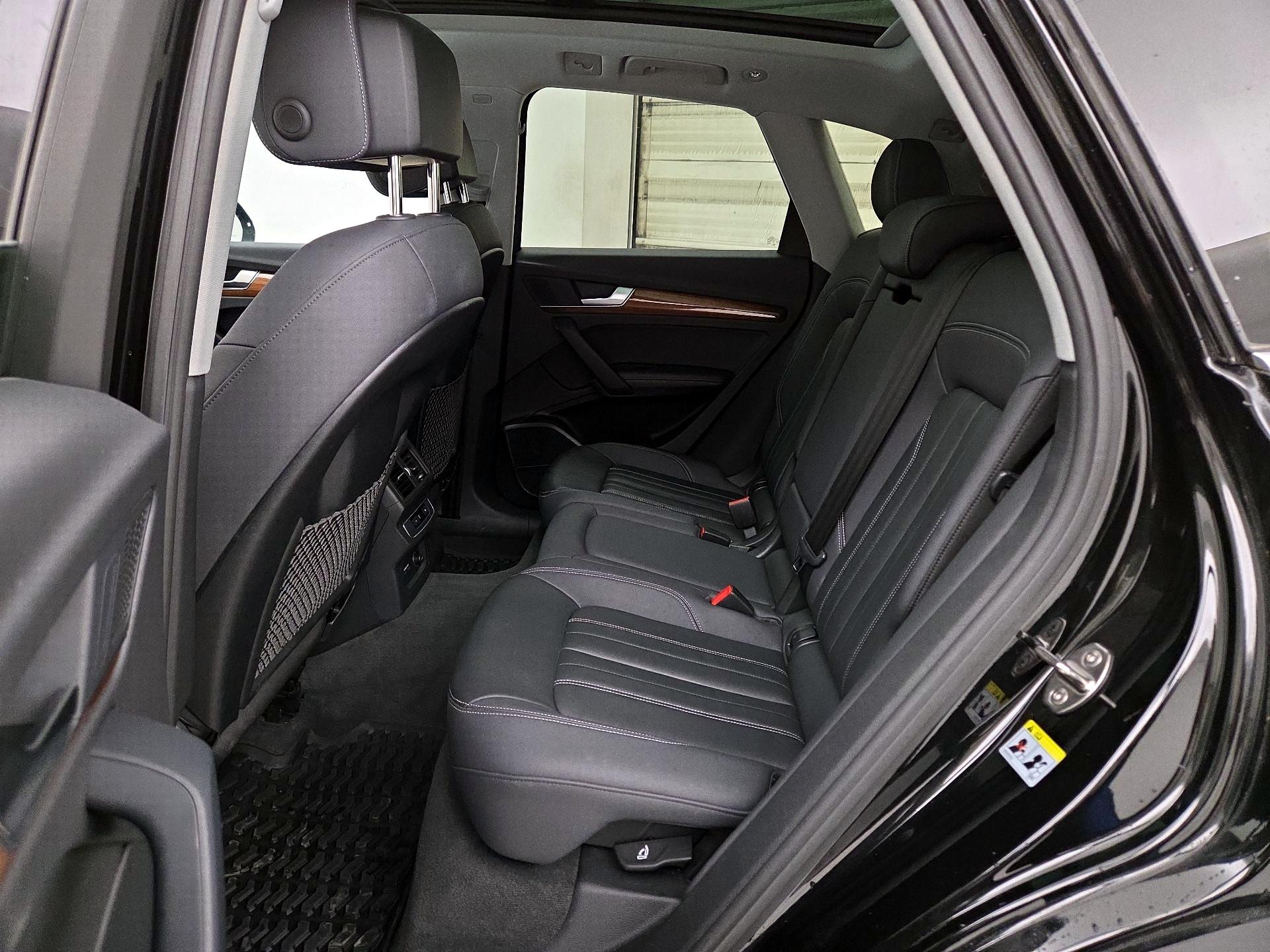 Thumbnail: 2022 Audi Q5 - 20