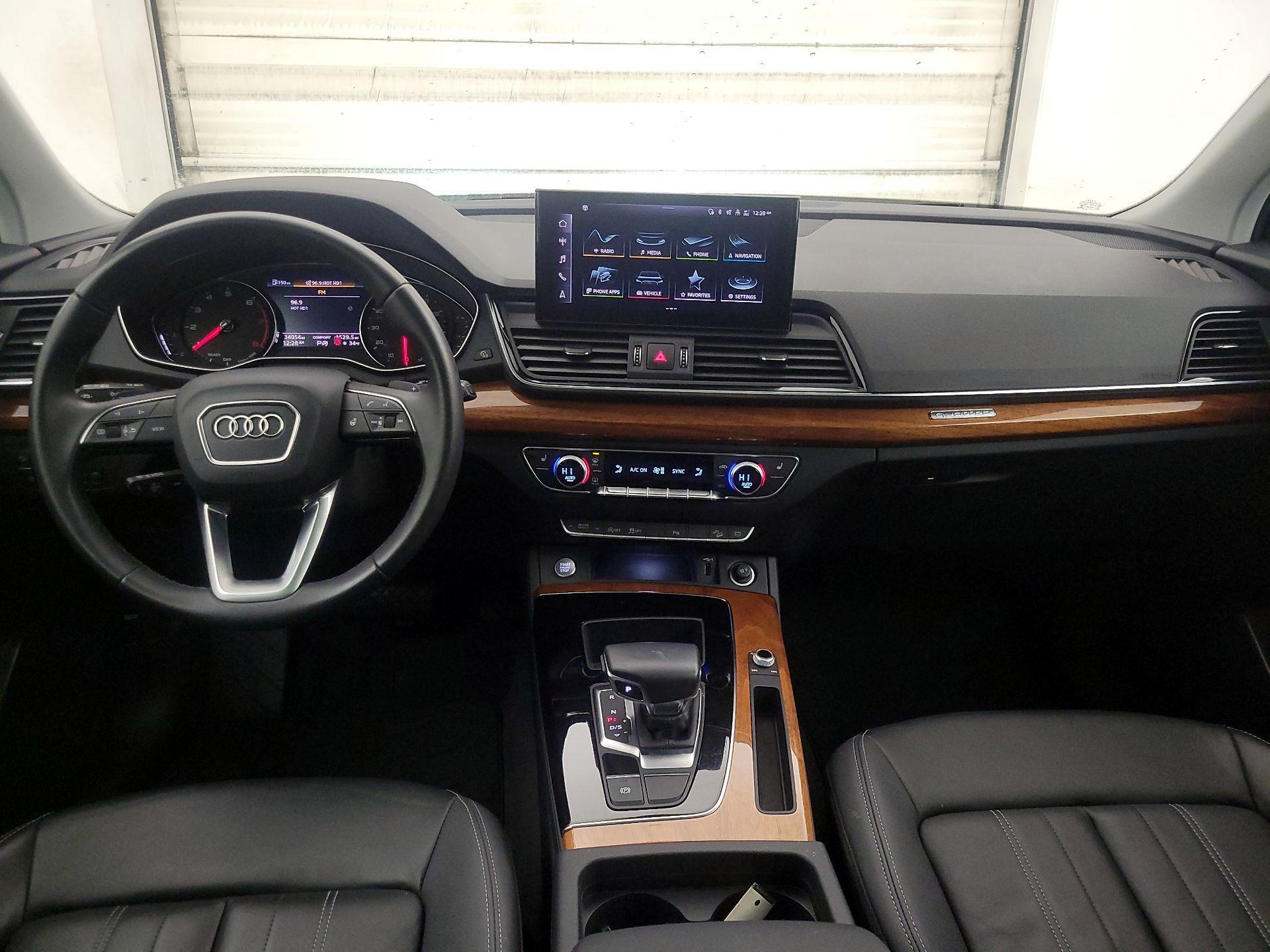 Thumbnail: 2023 Audi Q5 - 9