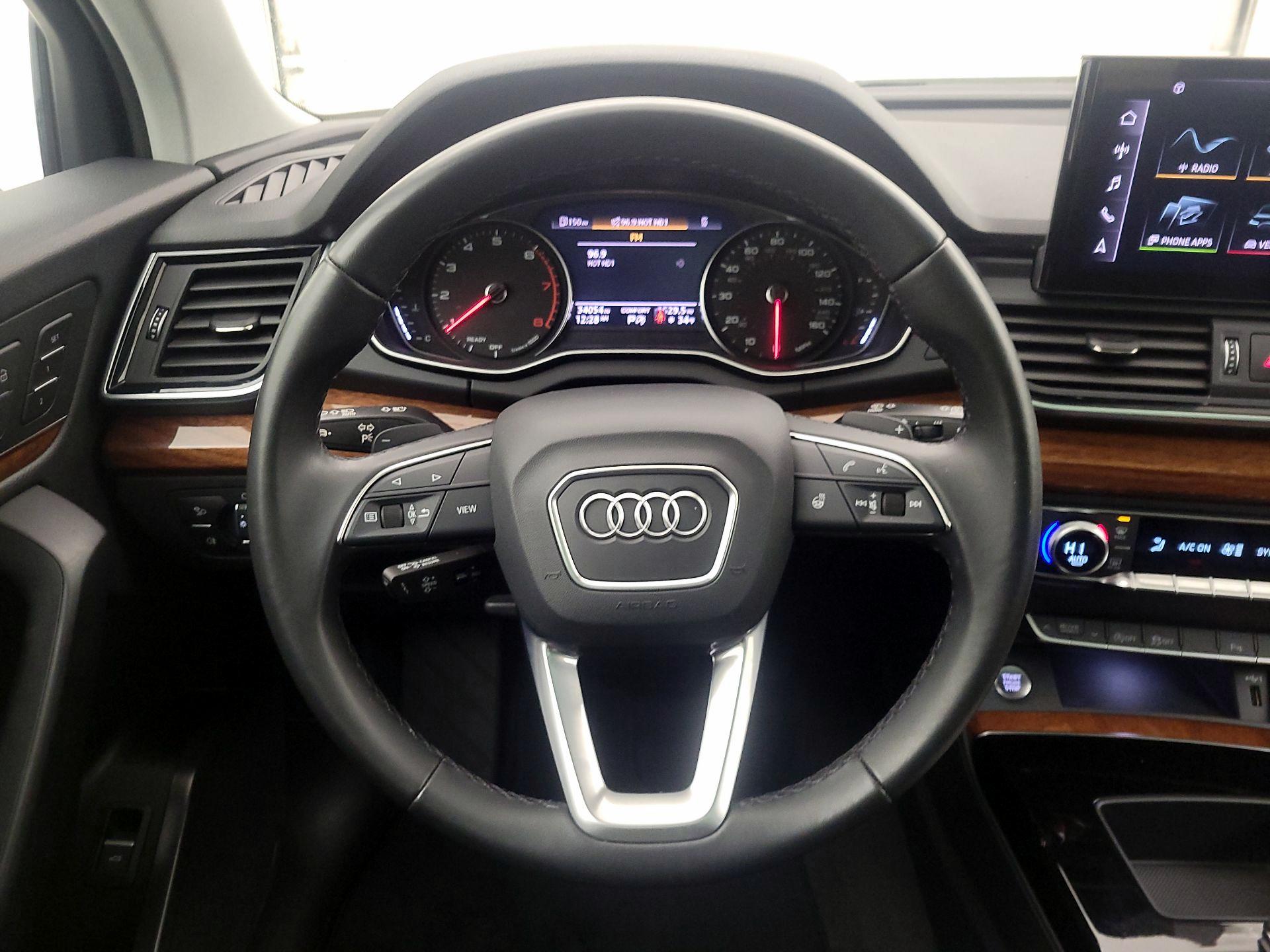 Thumbnail: 2023 Audi Q5 - 10