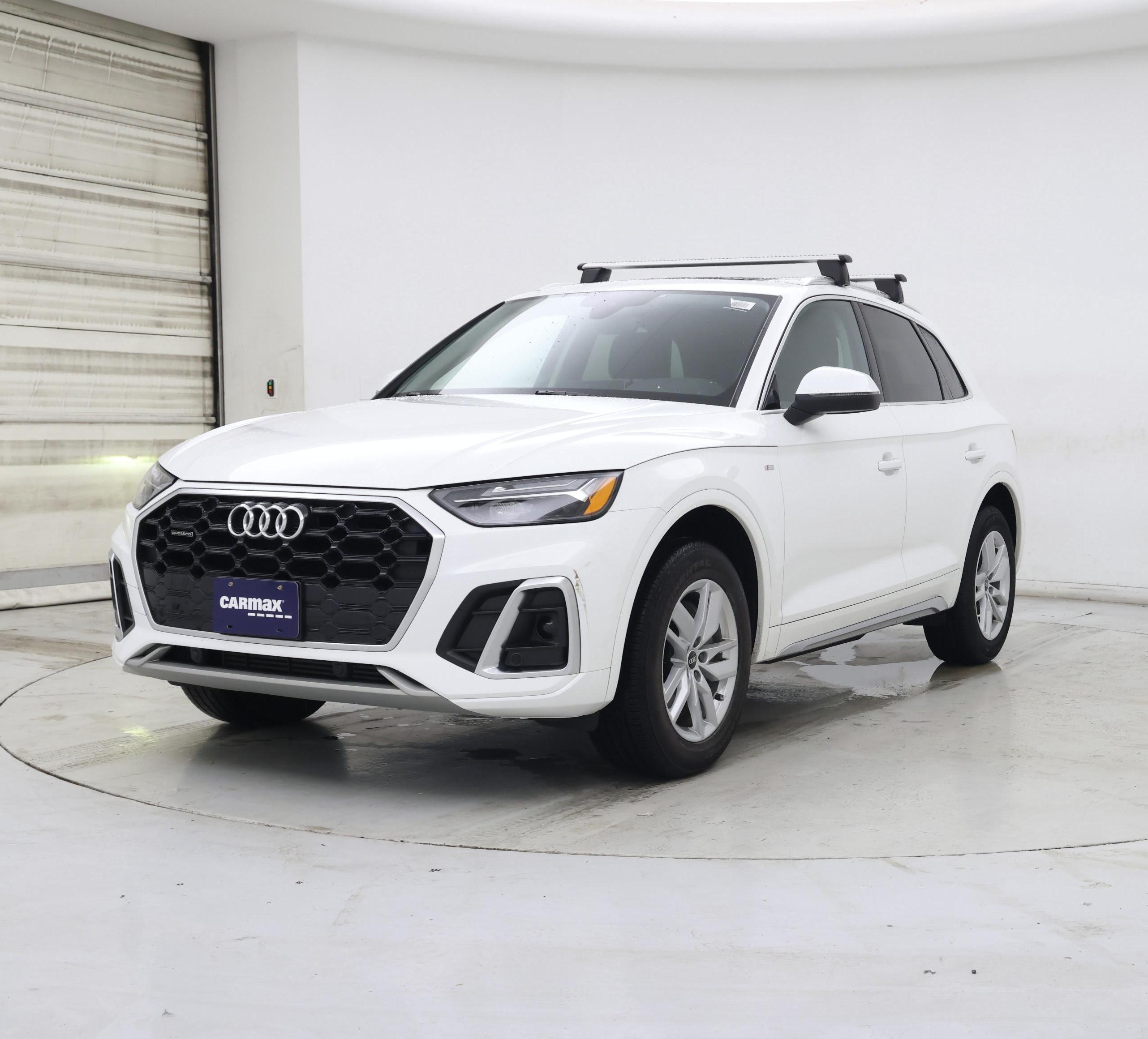 Thumbnail: 2023 Audi Q5 - 4