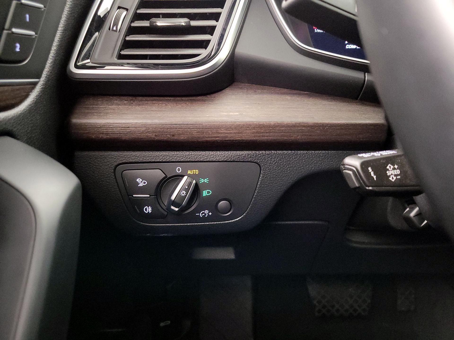 Thumbnail: 2023 Audi Q5 - 13