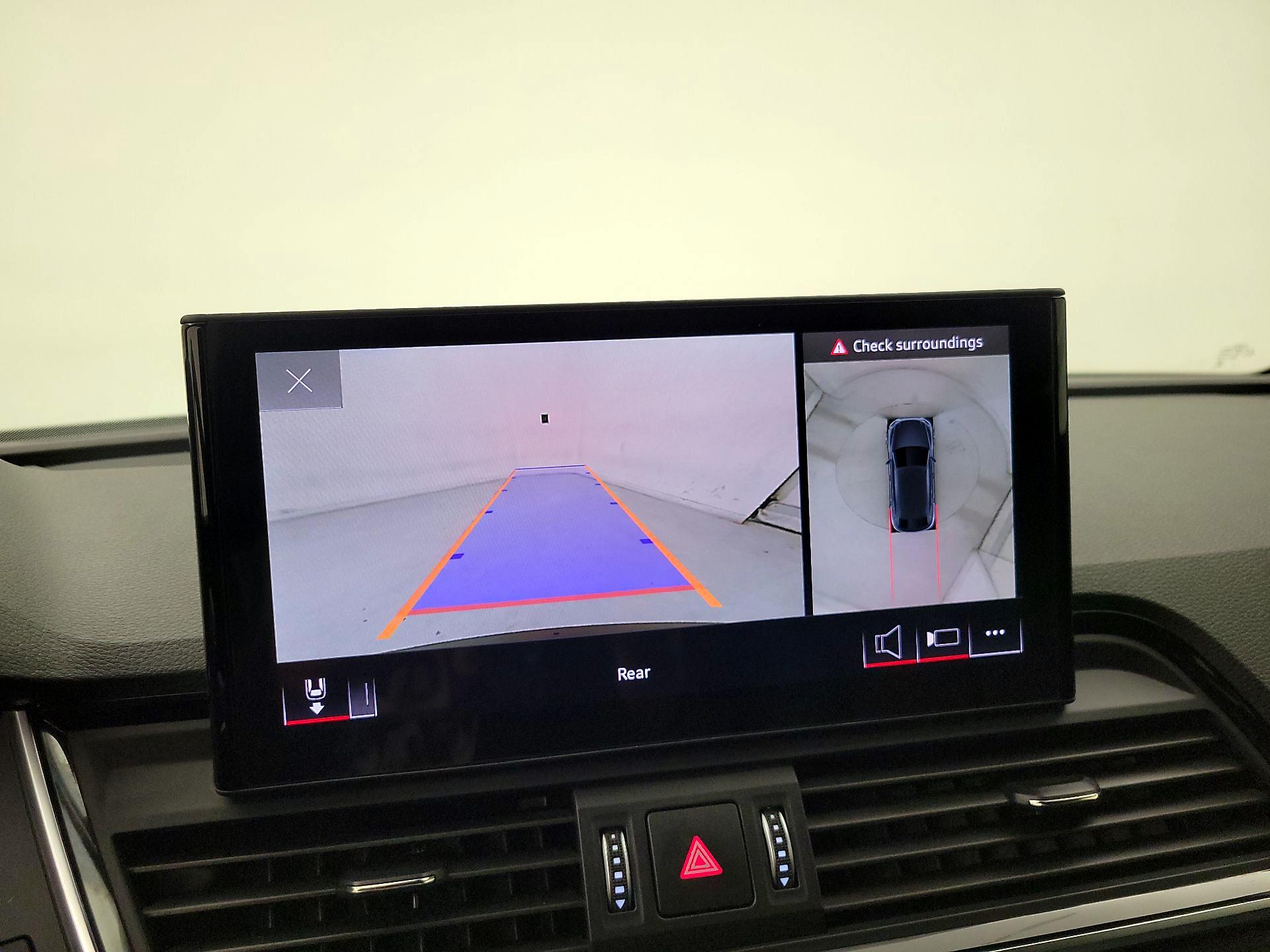 Thumbnail: 2023 Audi Q5 - 15