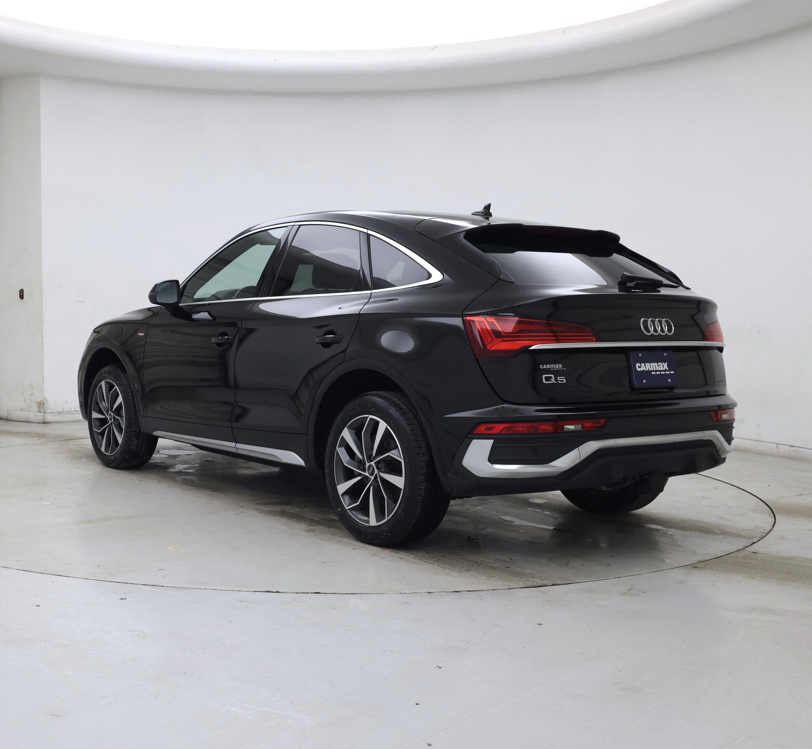 Thumbnail: 2023 Audi Q5 - 2