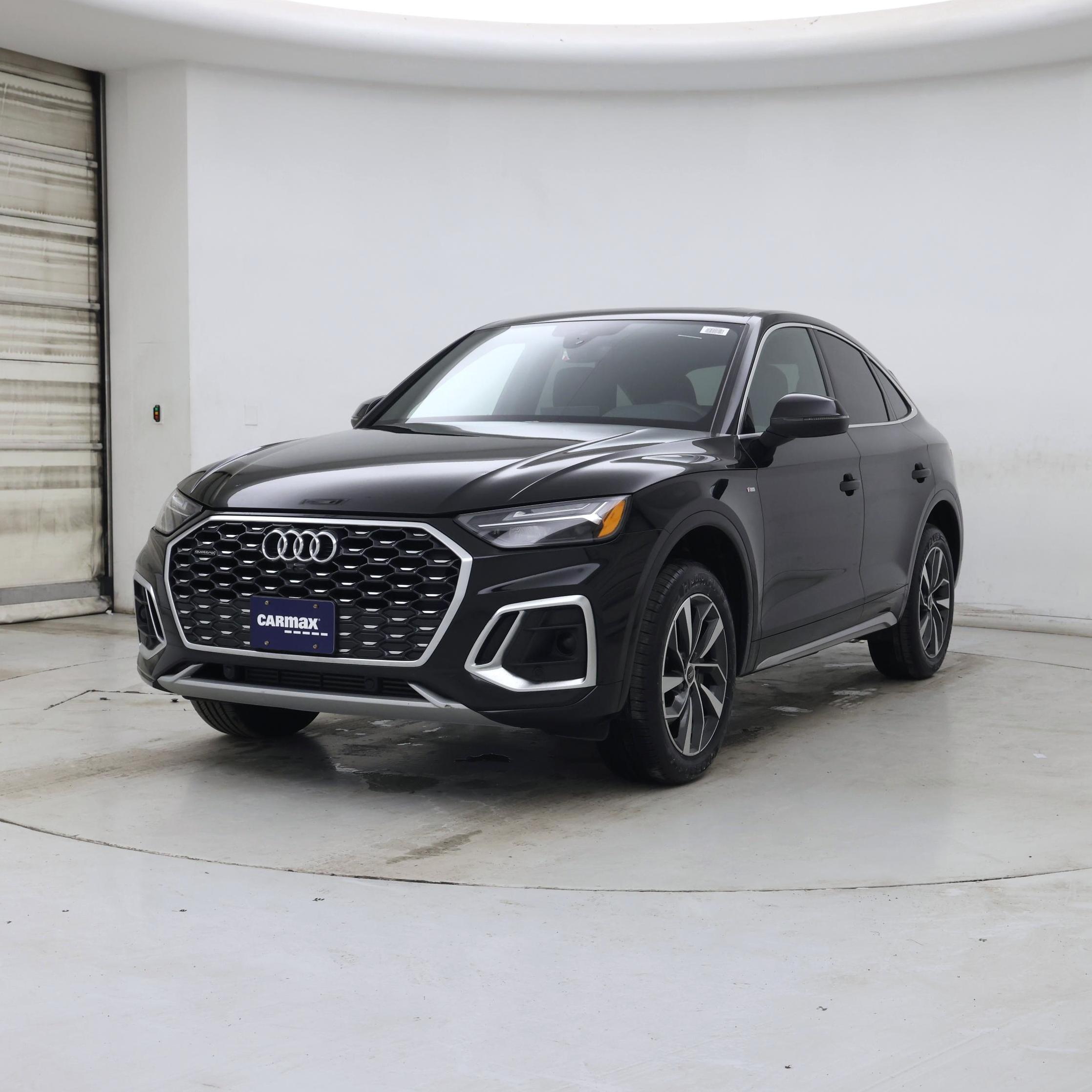 Thumbnail: 2023 Audi Q5 - 4