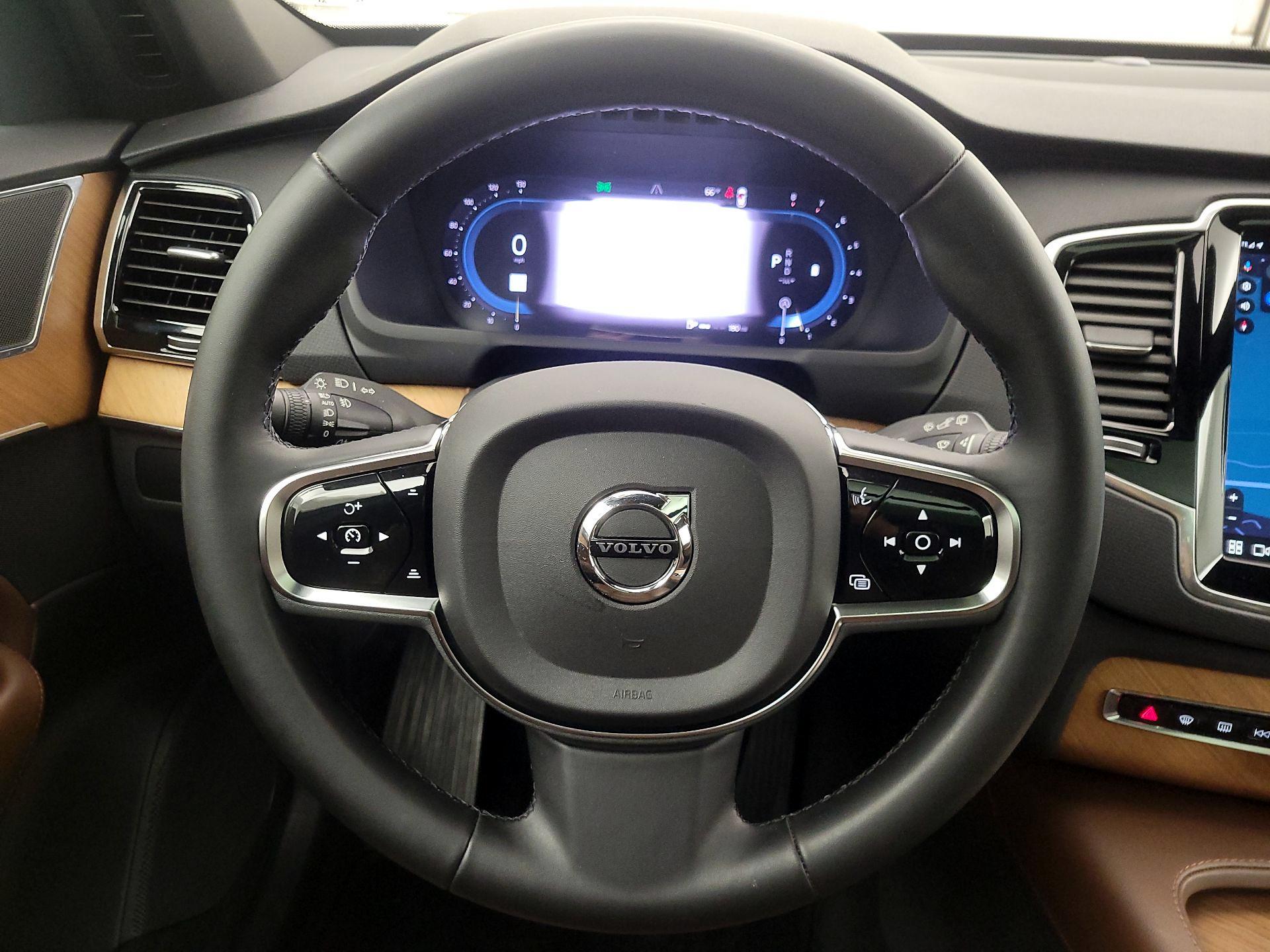 Thumbnail: 2024 Volvo XC90 - 10